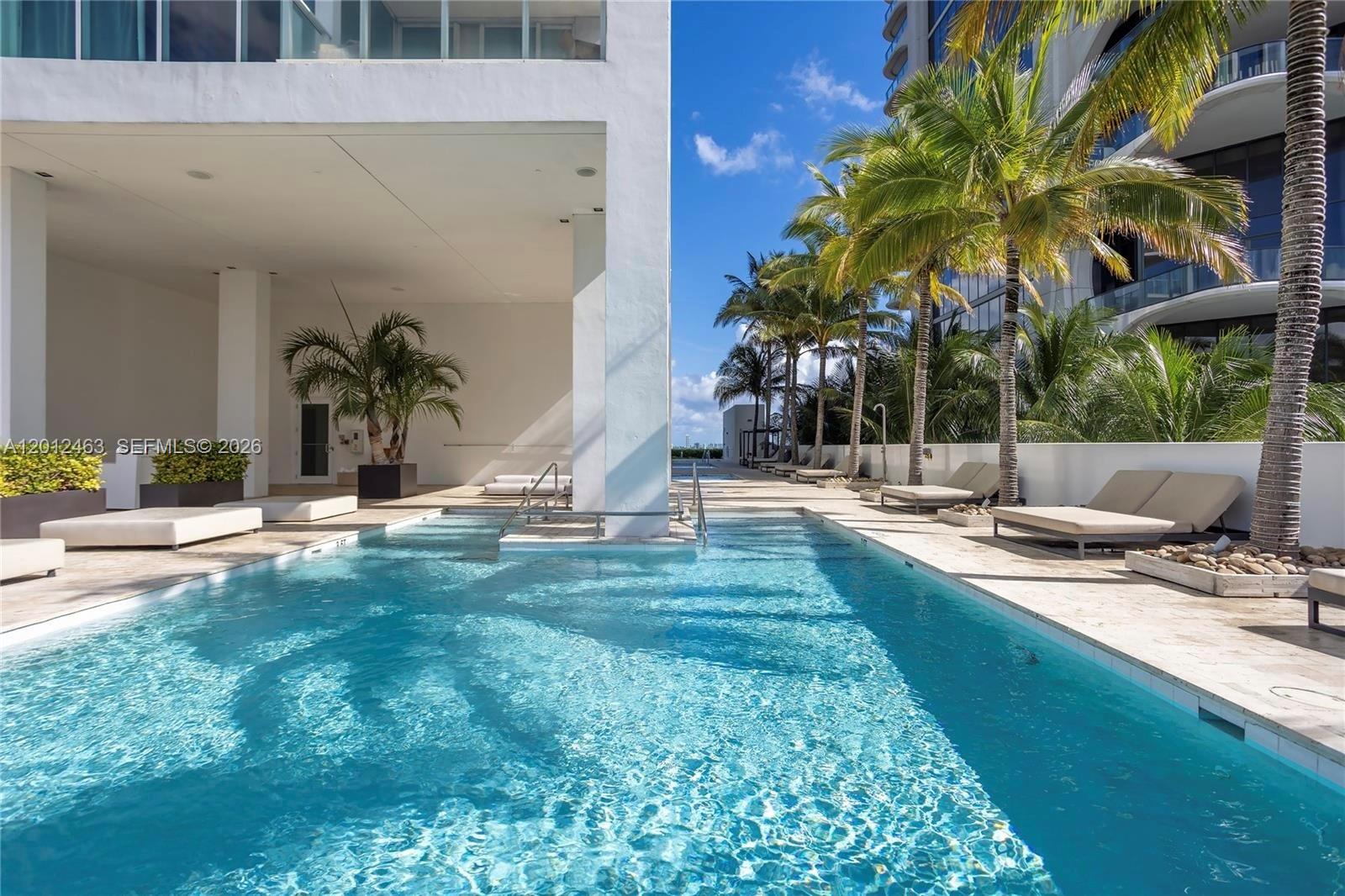 1040 Biscayne Blvd # 1602