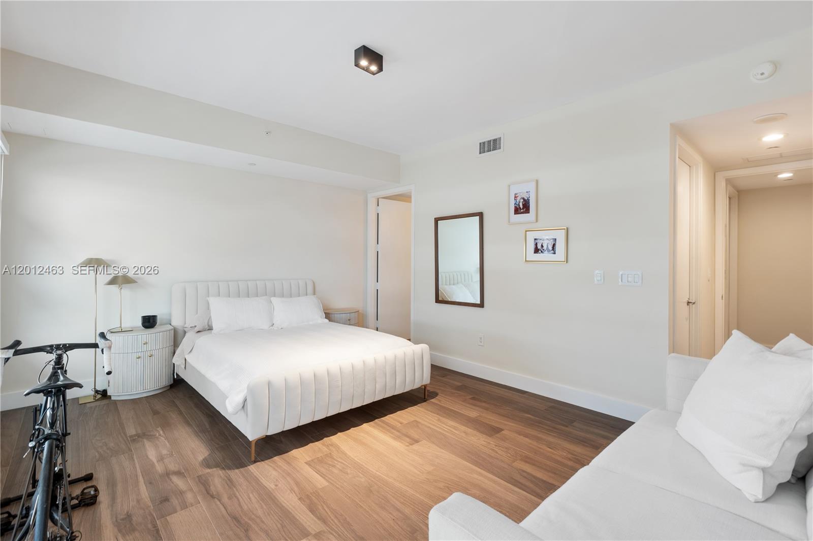1040 Biscayne Blvd # 1602