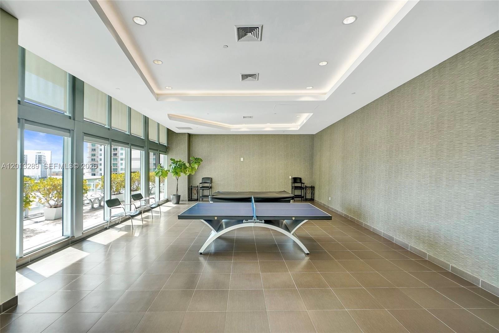 1111 SW 1st Ave Unit: 721-N
