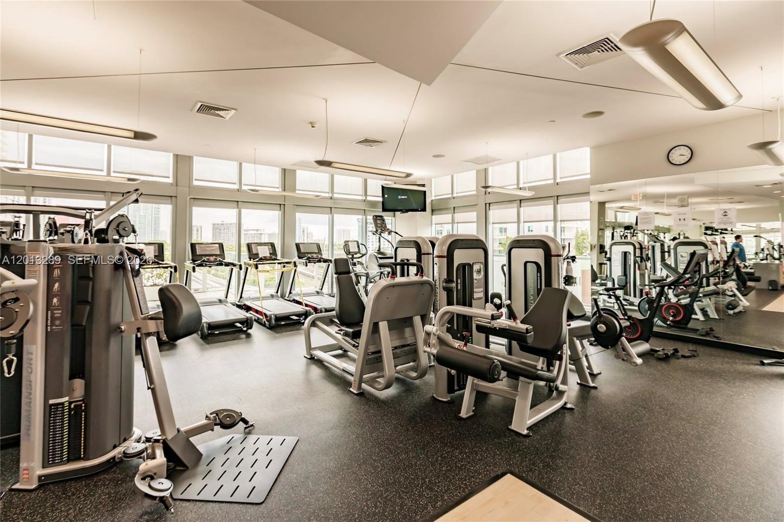 1111 SW 1st Ave Unit: 721-N