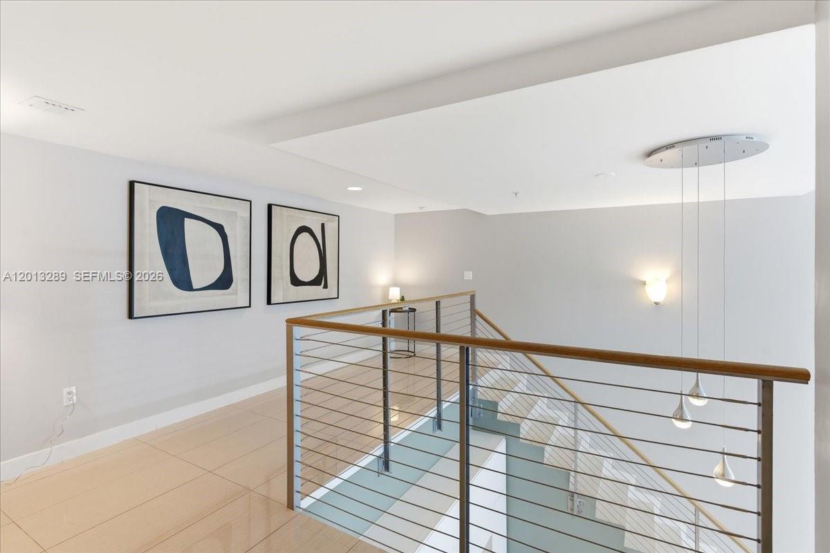 1111 SW 1st Ave Unit: 721-N