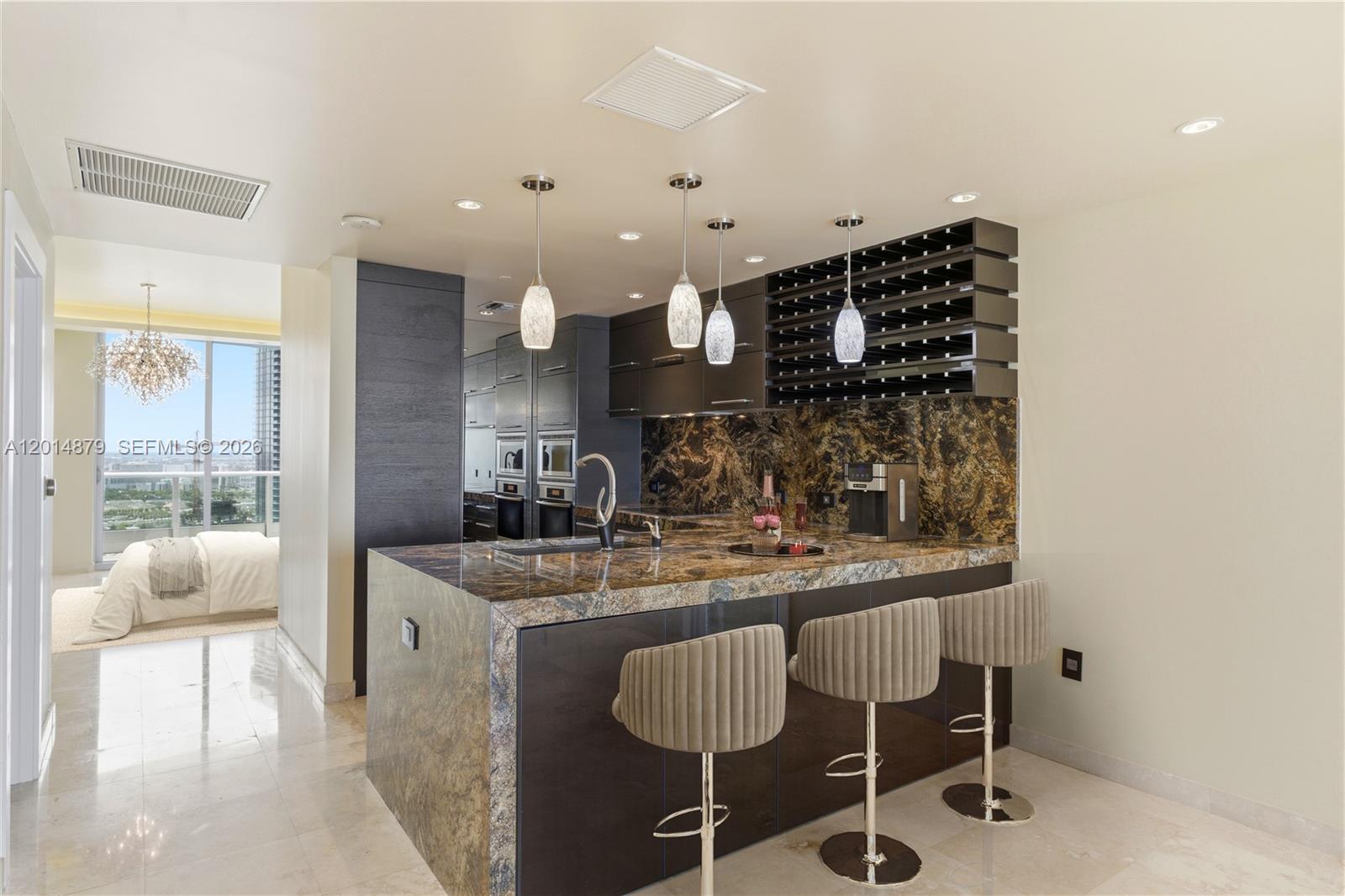900 Biscayne Blvd # 3709