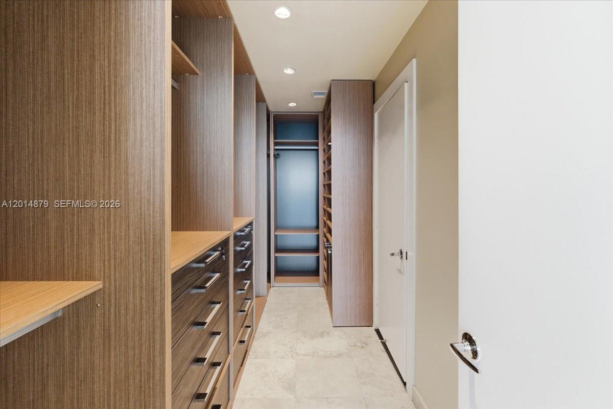 900 Biscayne Blvd # 3709
