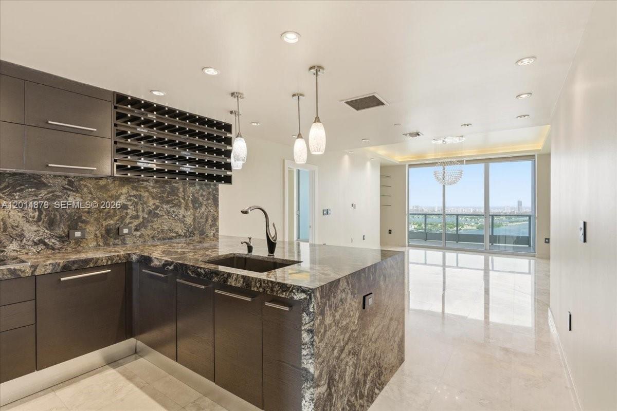 900 Biscayne Blvd # 3709
