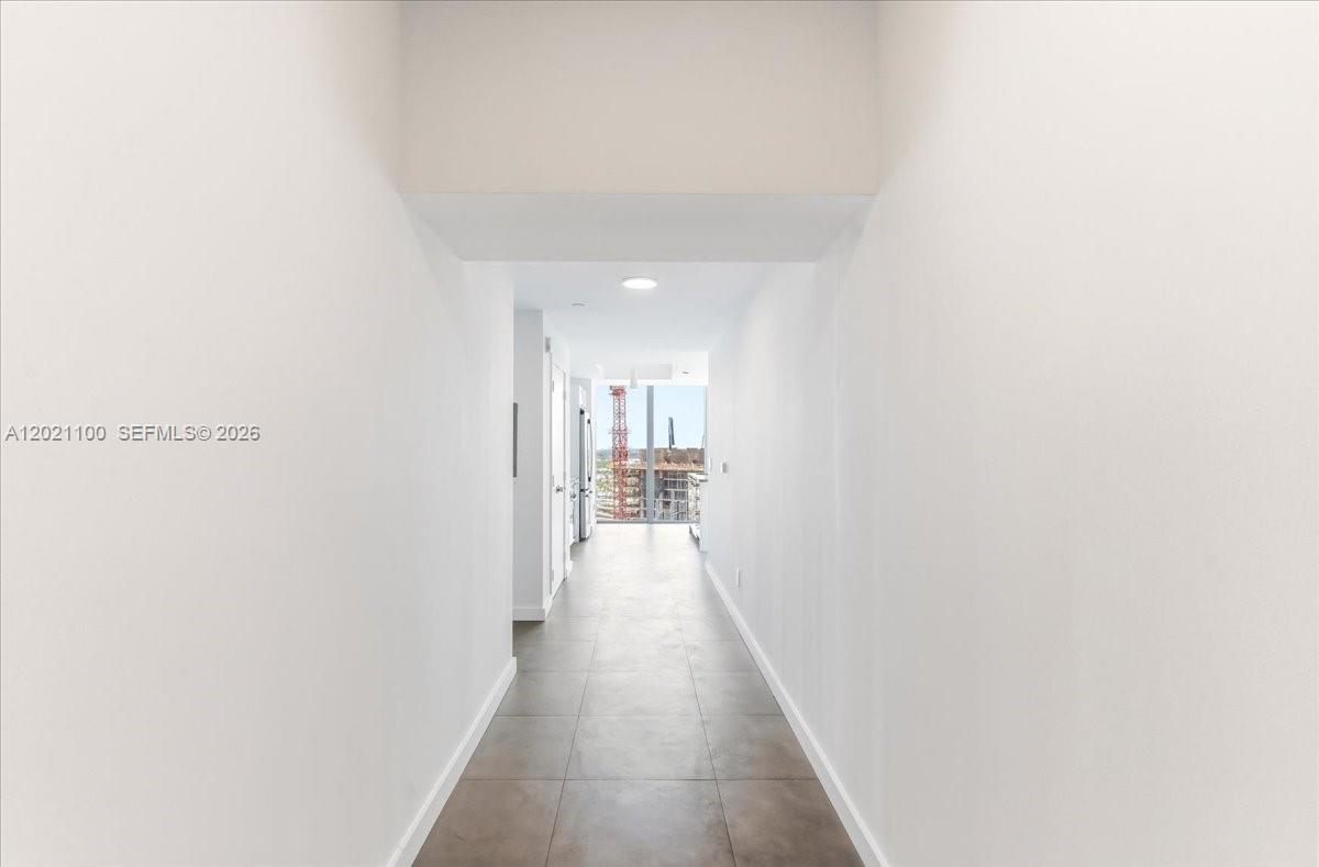 888 Biscayne Blvd # 2212