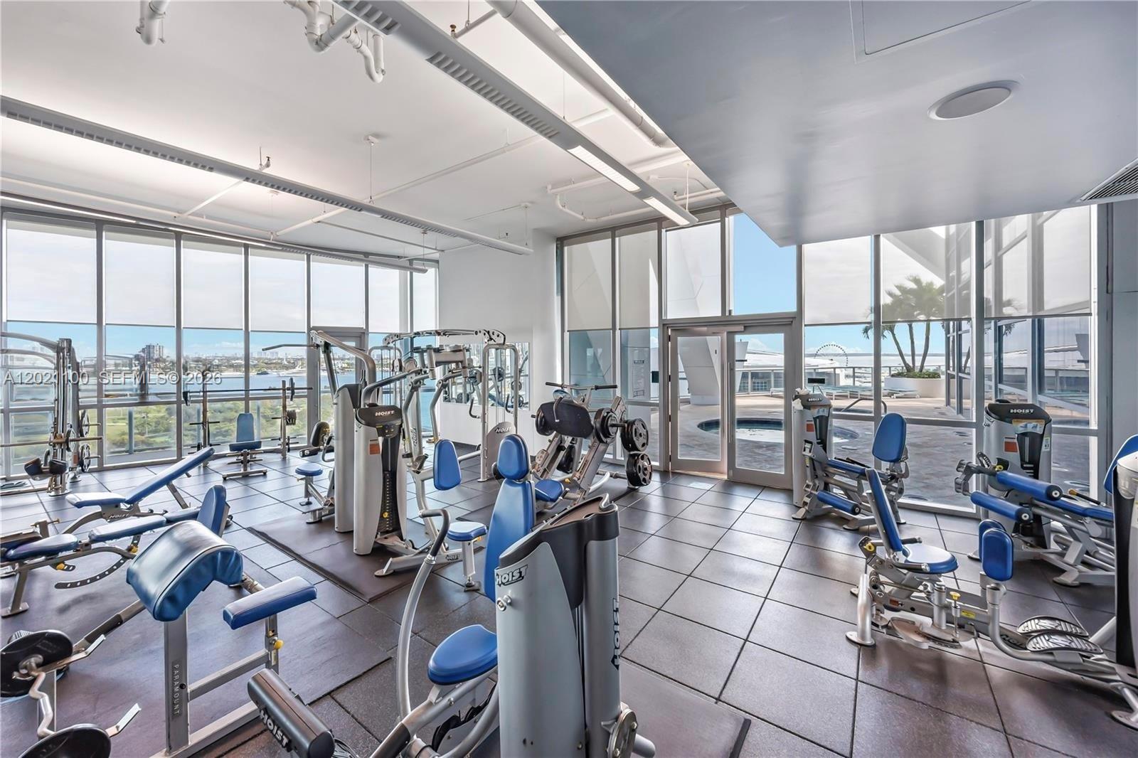 888 Biscayne Blvd # 2212