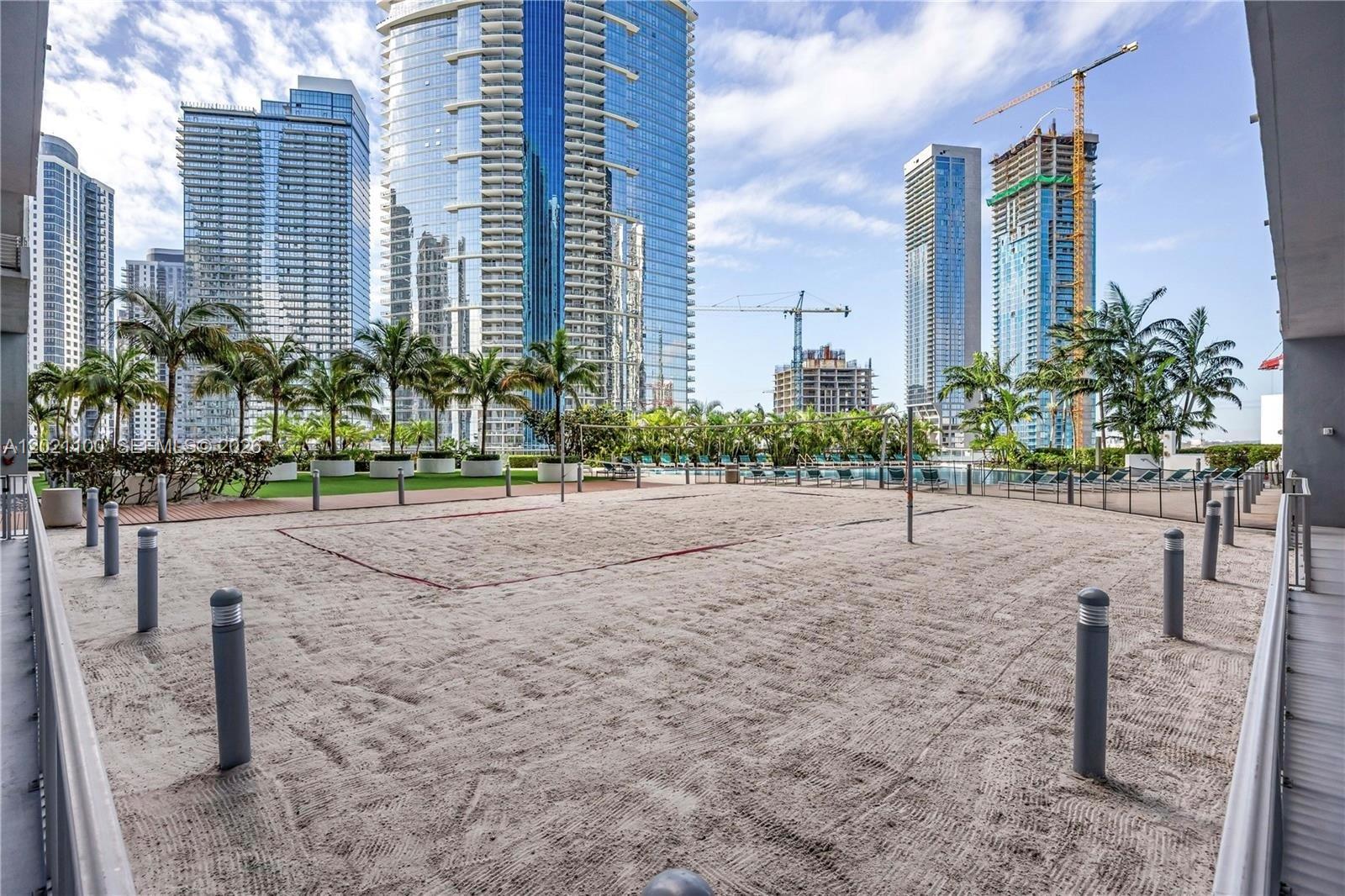 888 Biscayne Blvd # 2212