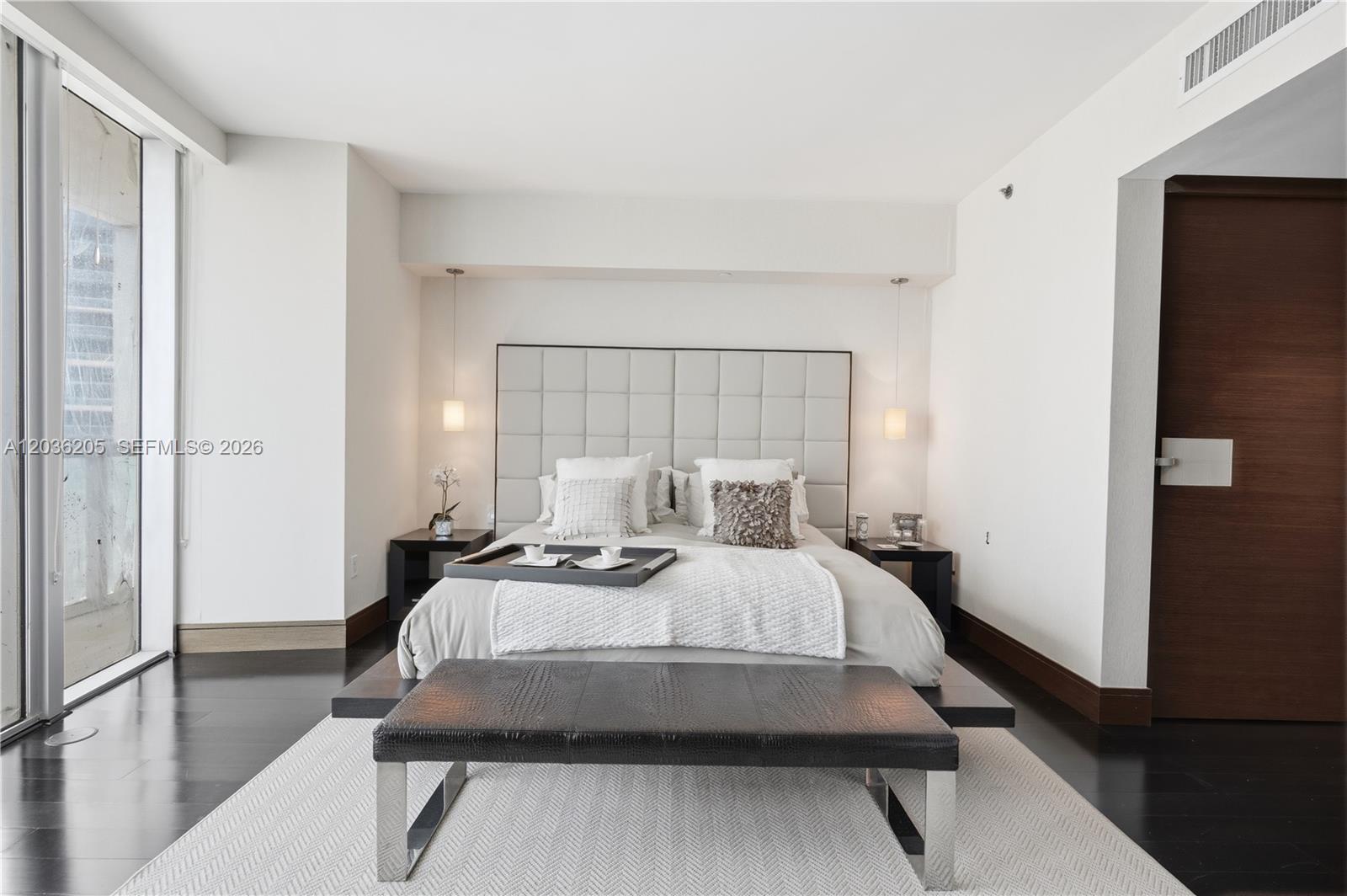 465 Brickell Ave # 2101