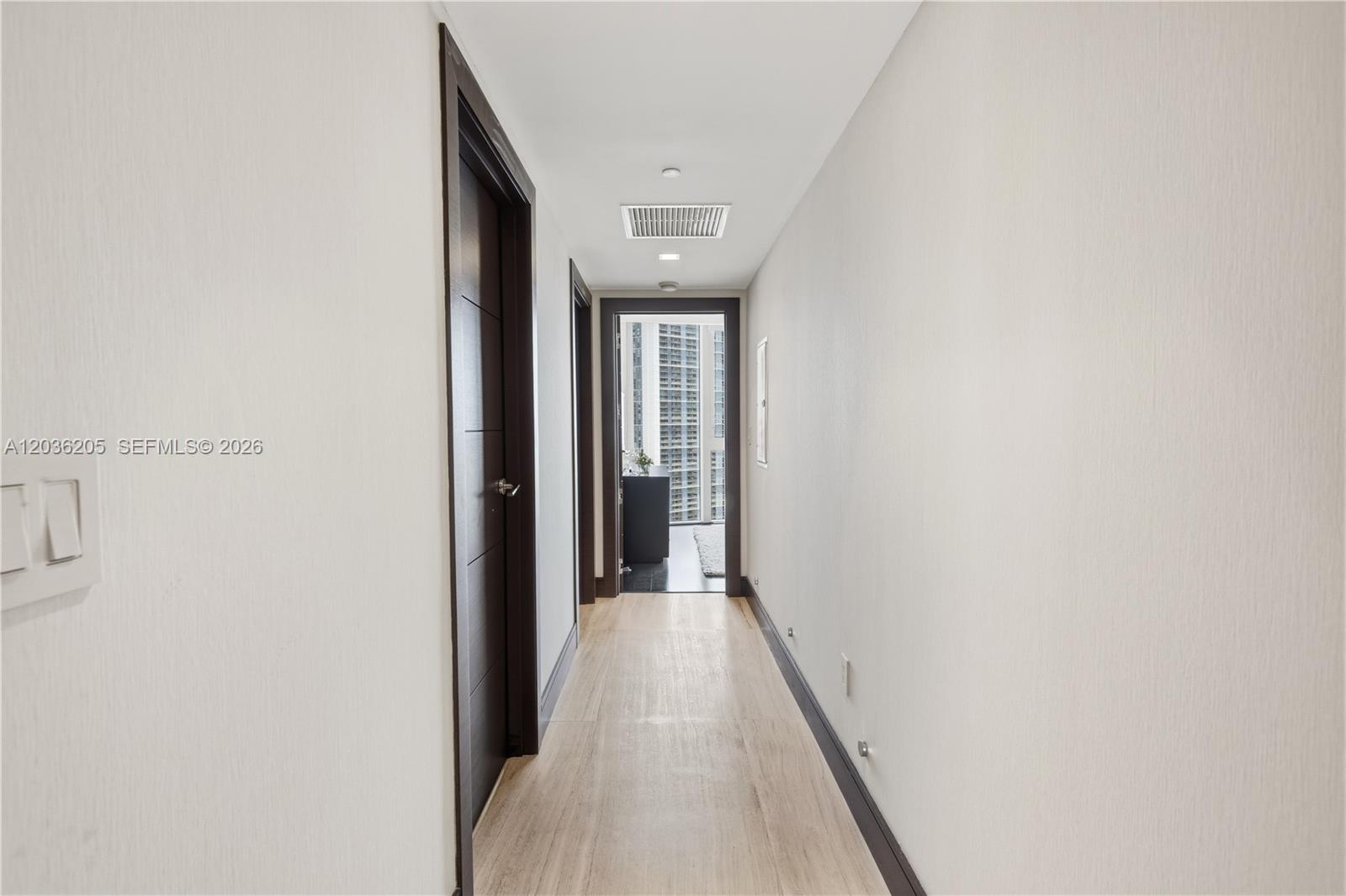 465 Brickell Ave # 2101