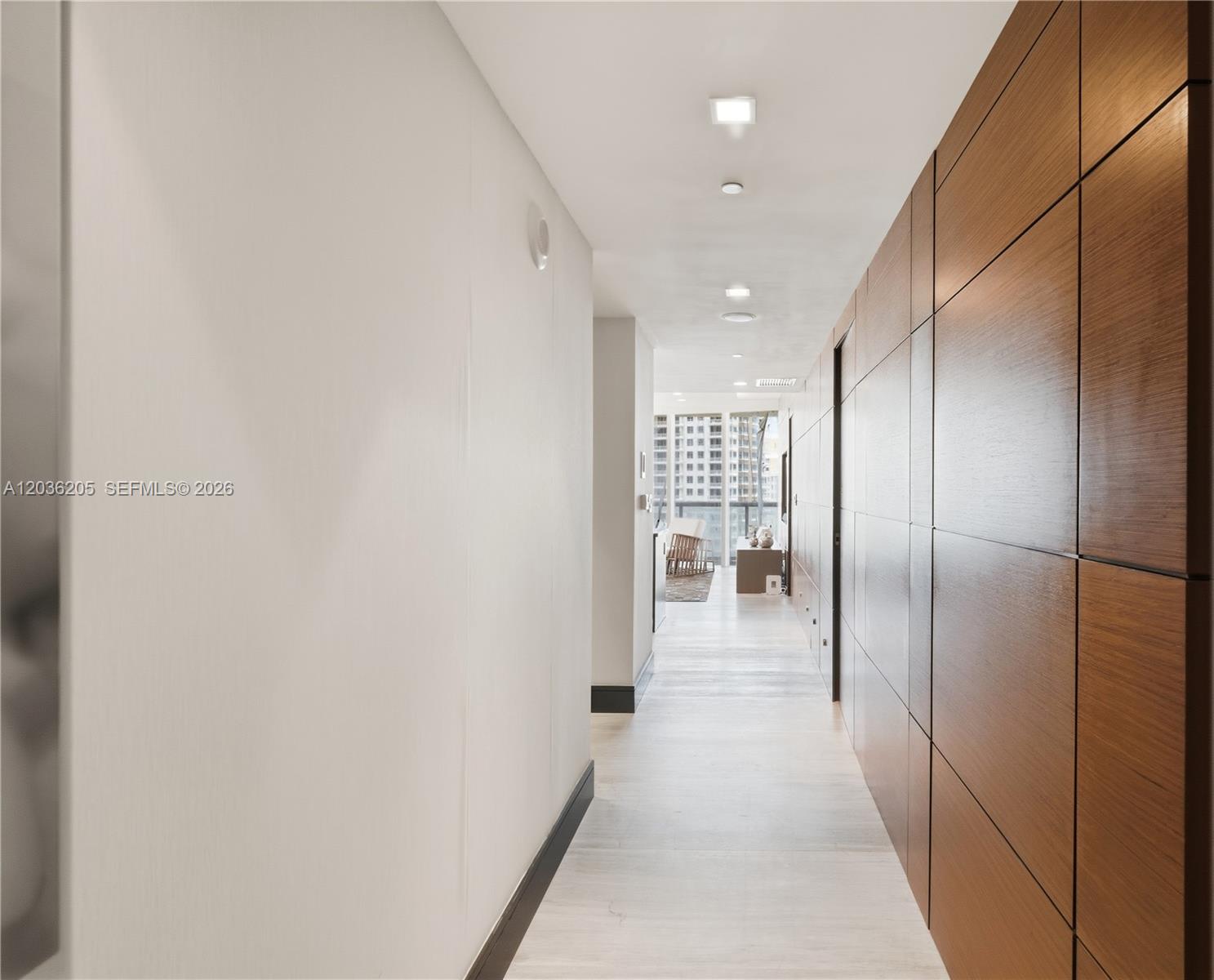 465 Brickell Ave # 2101
