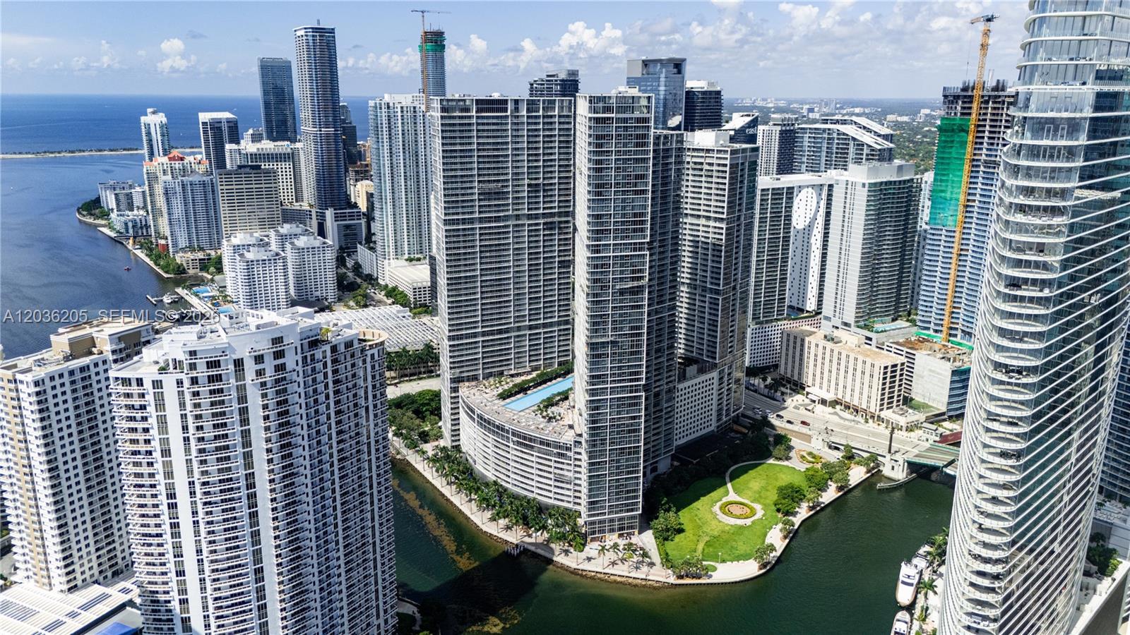 465 Brickell Ave # 2101