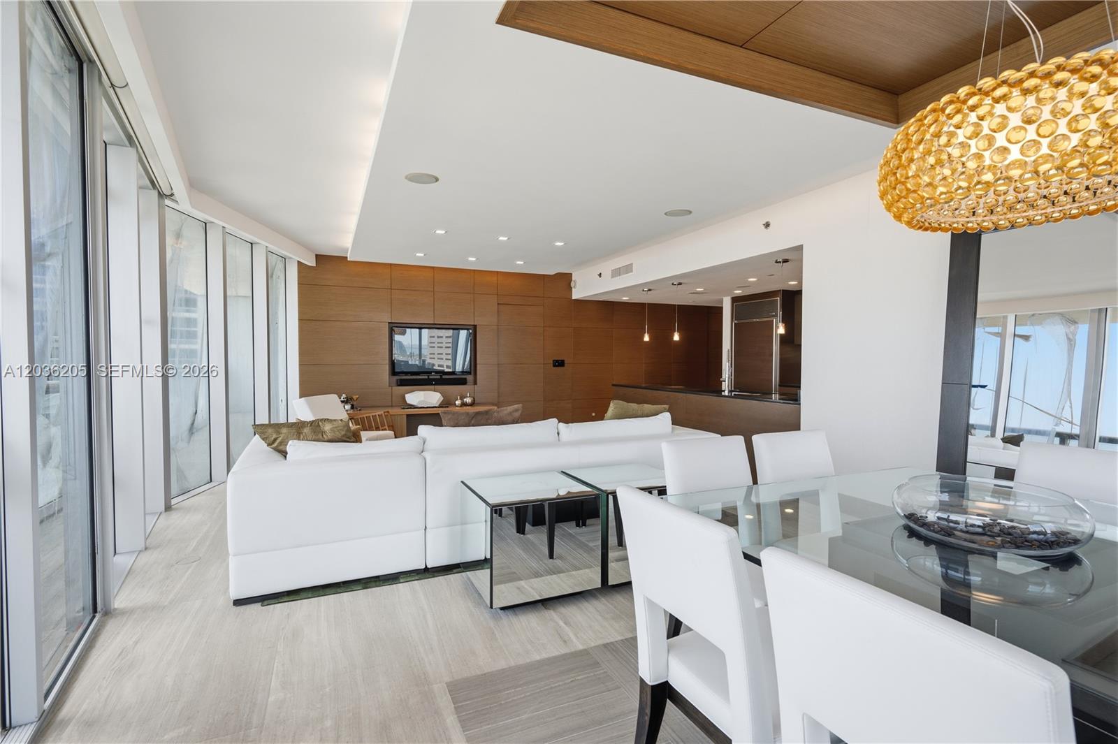 465 Brickell Ave # 2101