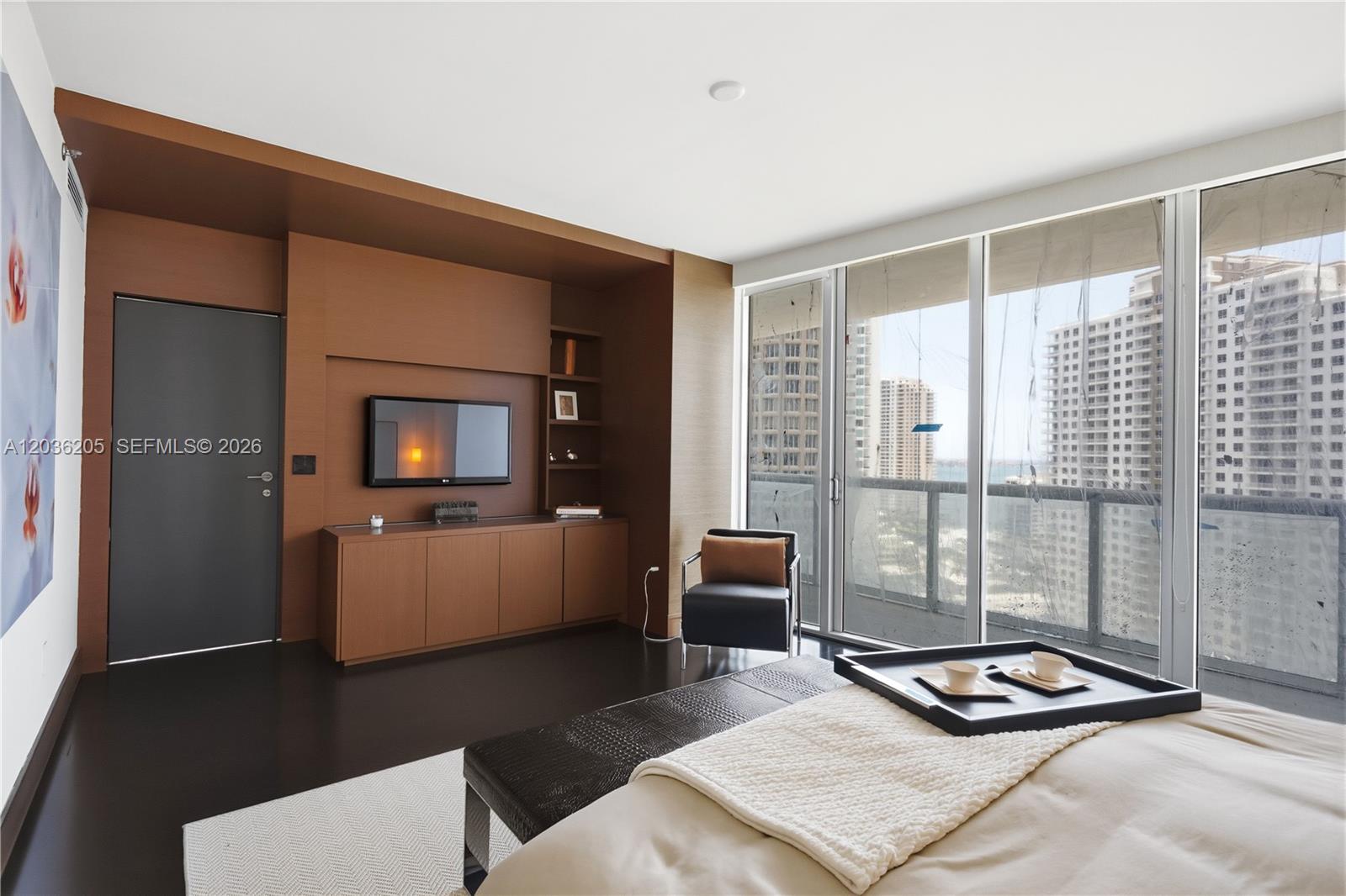 465 Brickell Ave # 2101