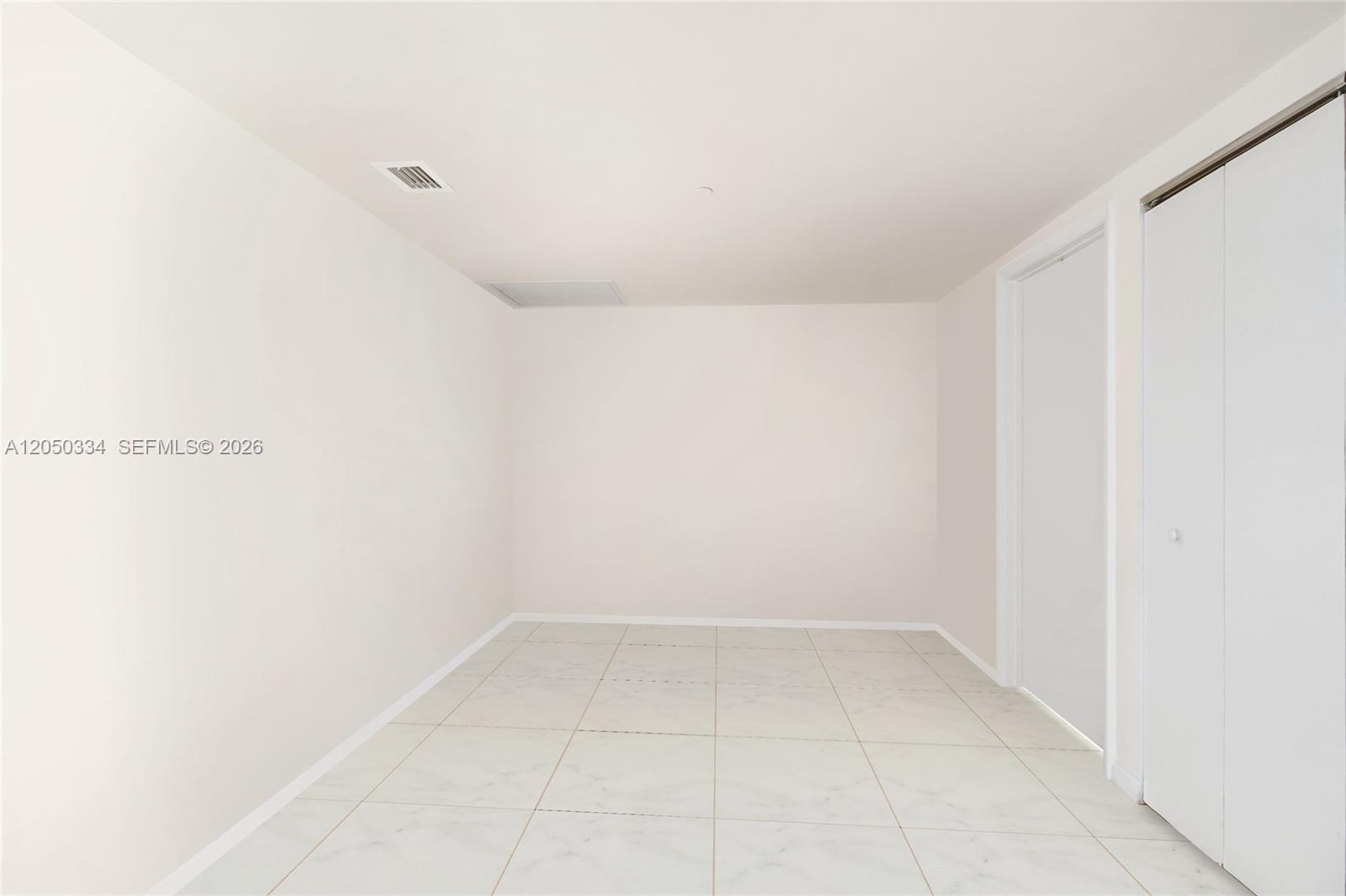 495 Brickell Ave # 3803