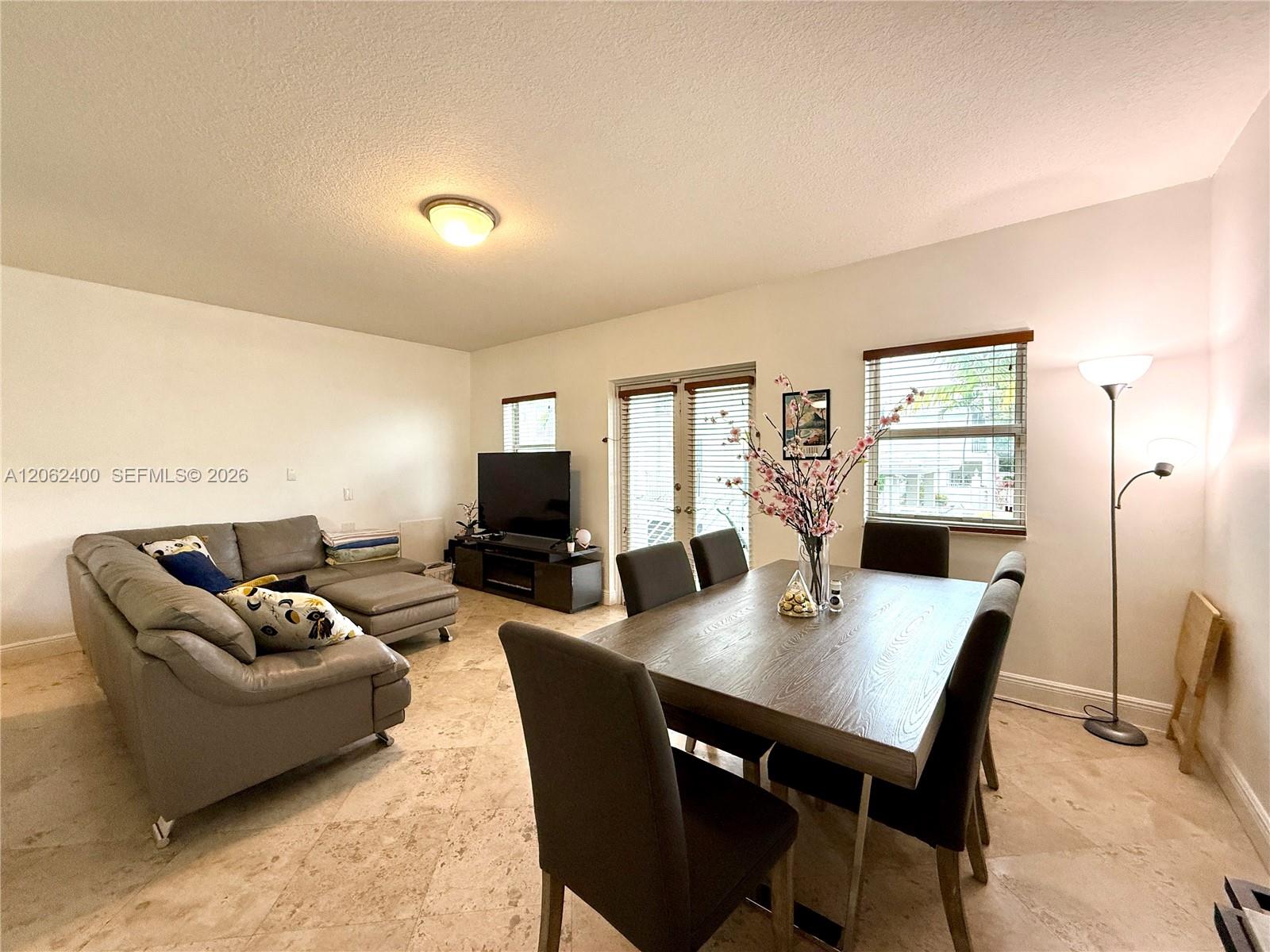 1033 SW 9th Ct # 2 Unit: M-2