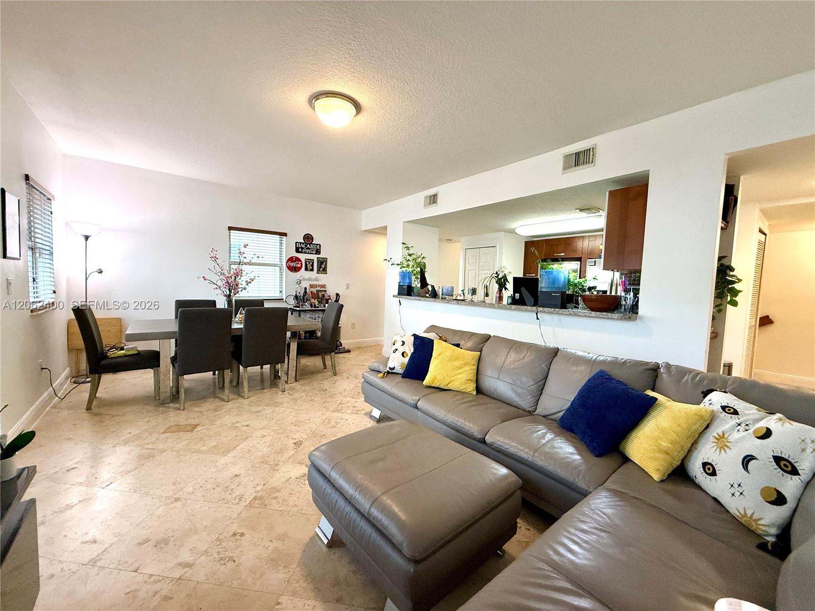 1033 SW 9th Ct # 2 Unit: M-2
