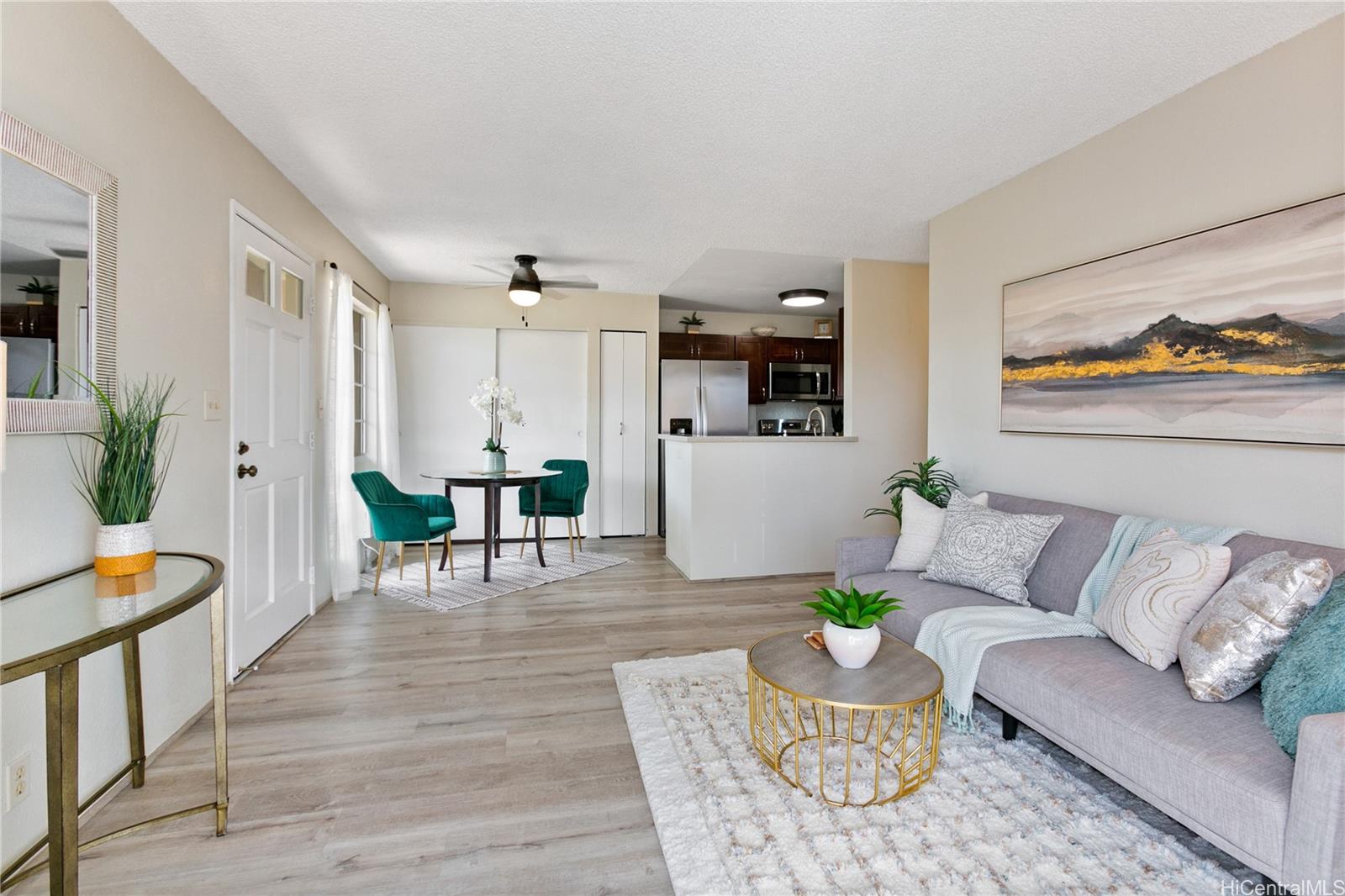 94-108 Mui Place E102