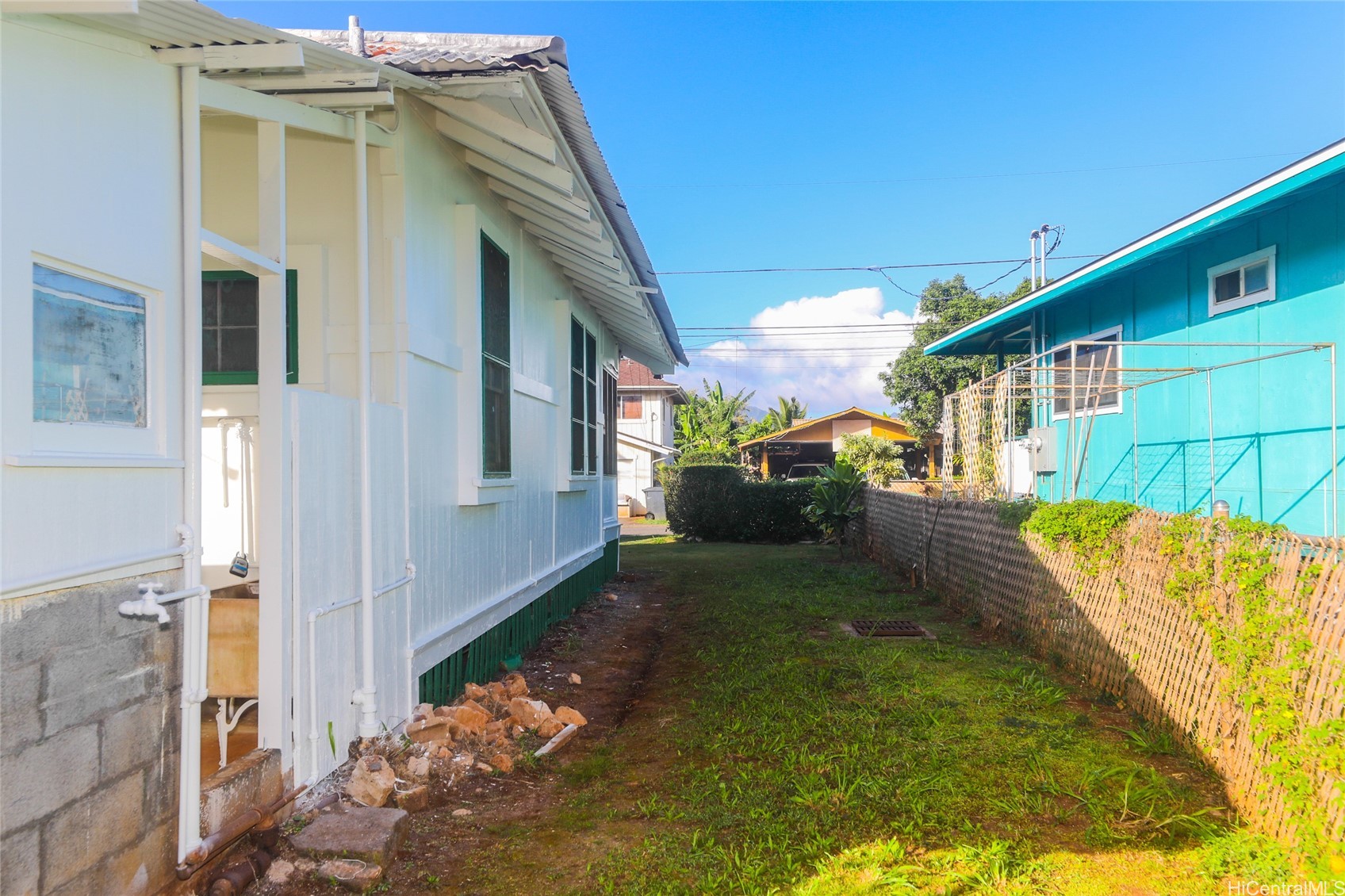 288 Mala Street