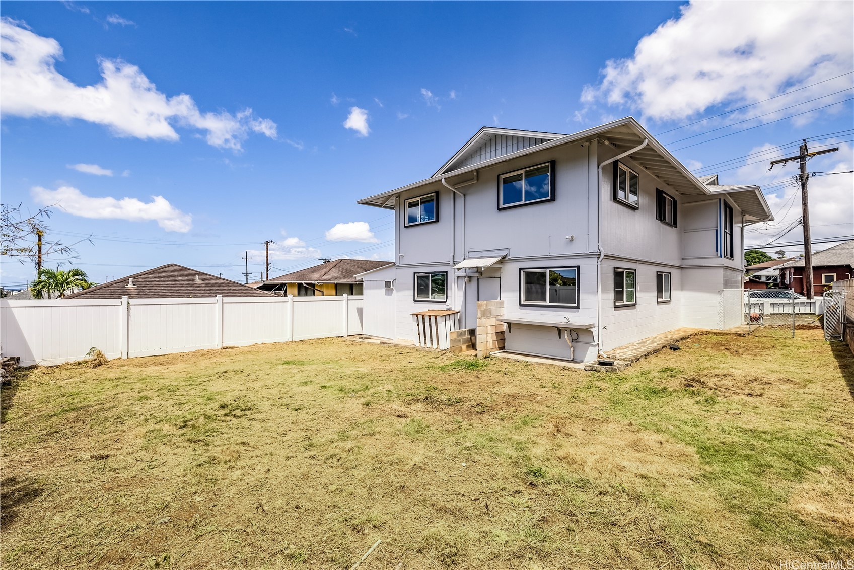 2017 Liliha Street