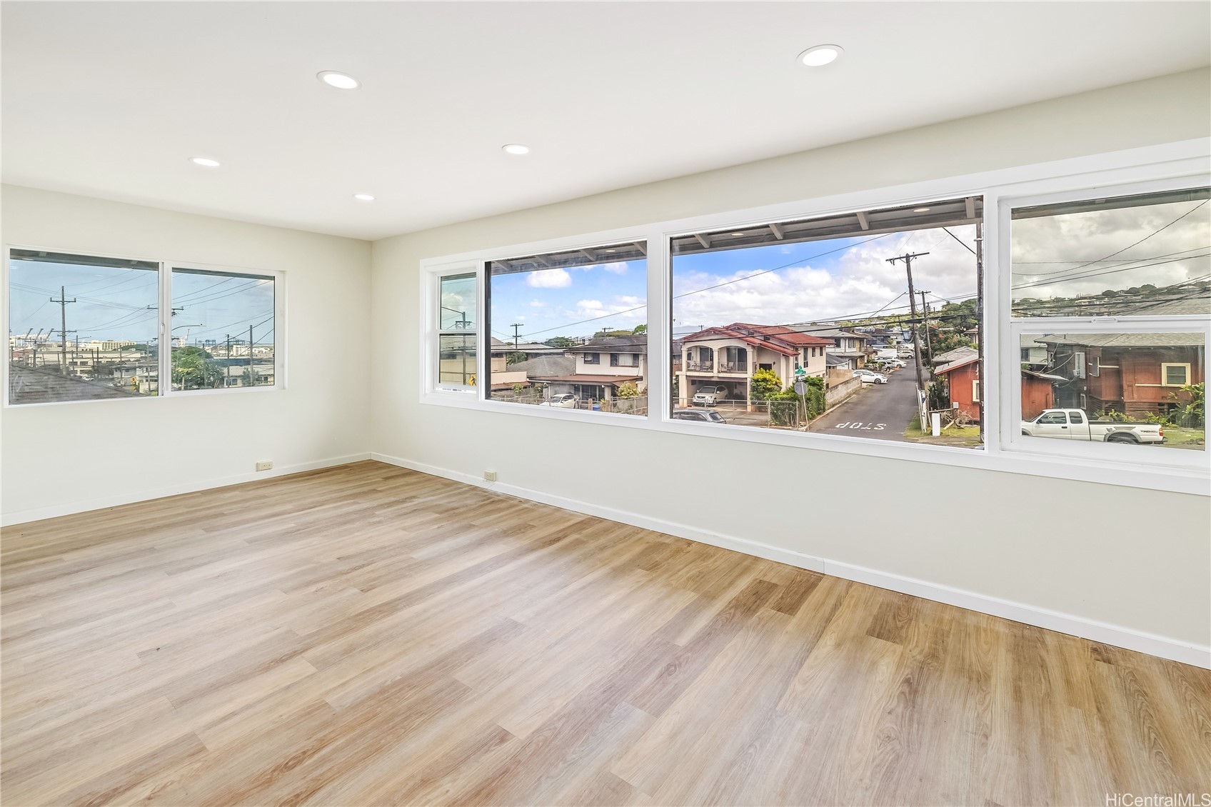 2017 Liliha Street