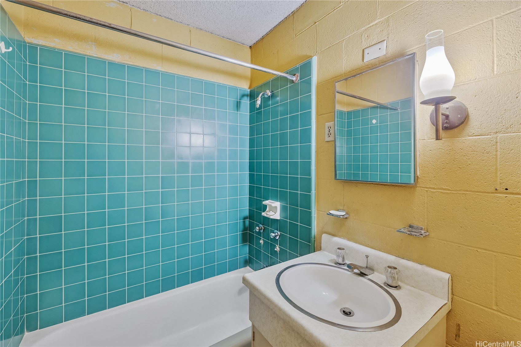 509 University Avenue 1004