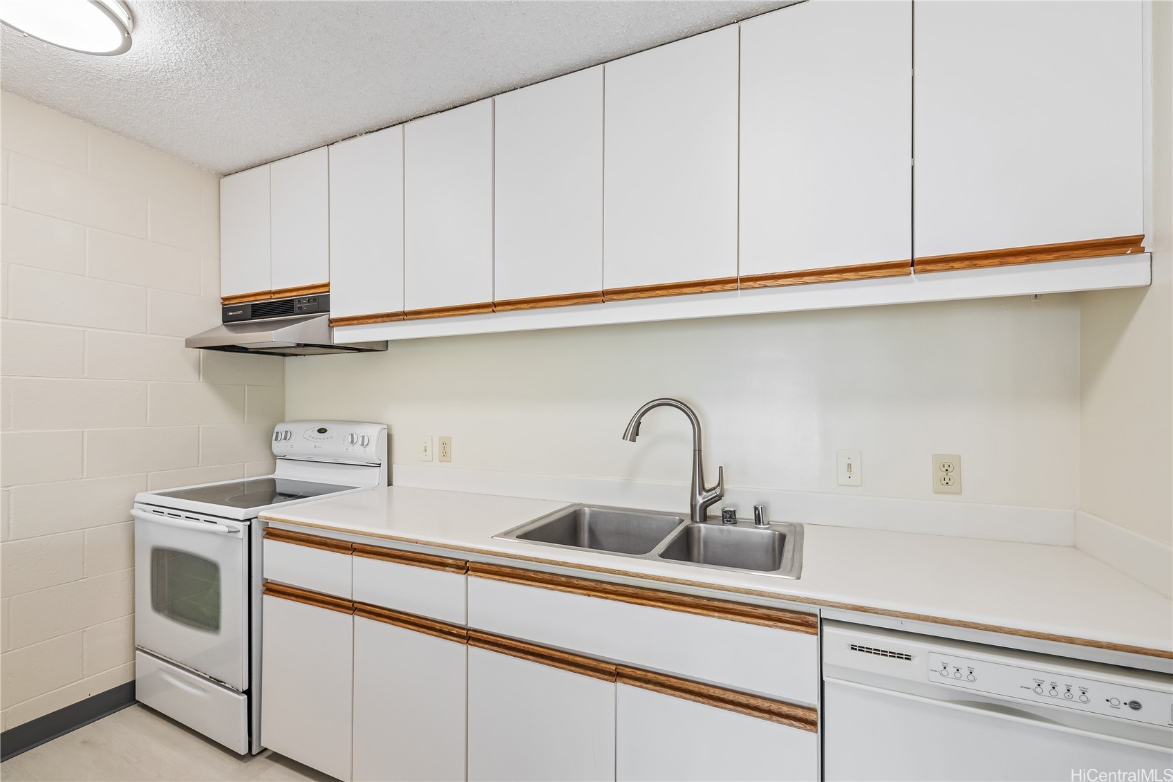 1687 Pensacola Street 804