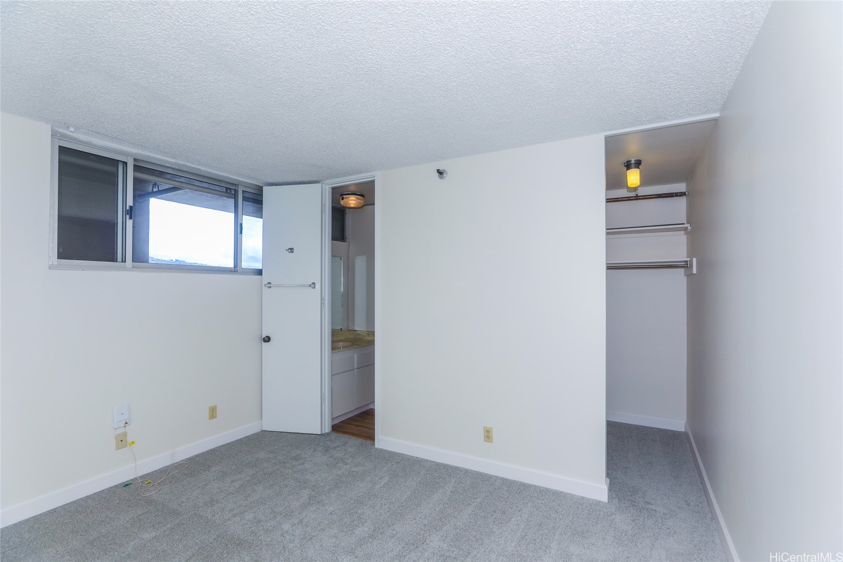 2916 Date Street 10I