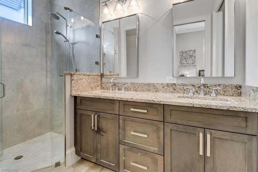 809 Saint Clair Shores RD