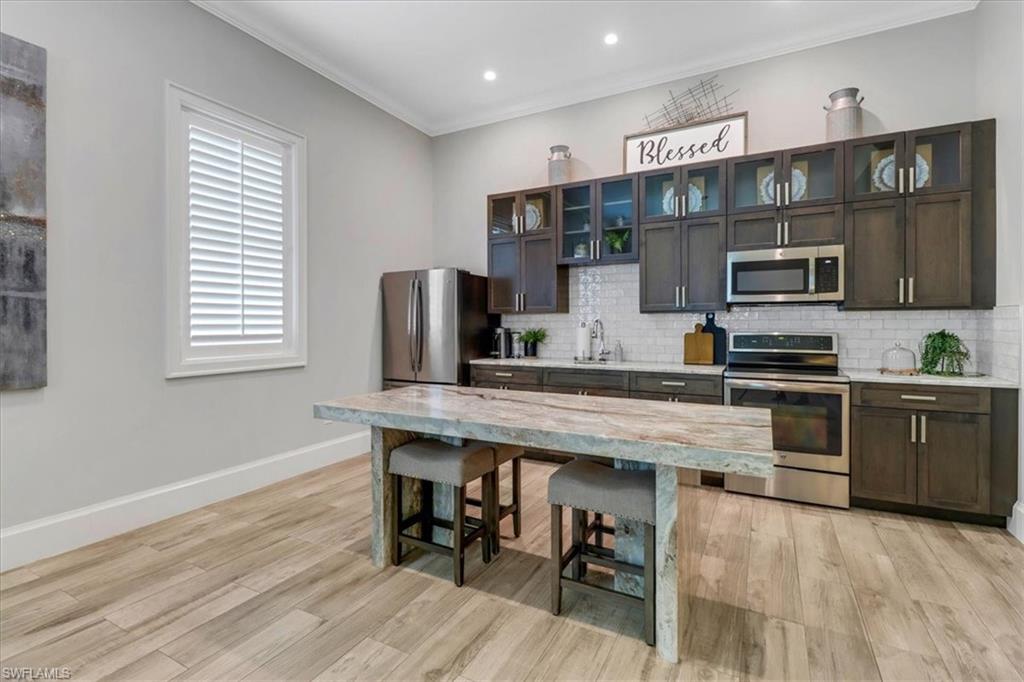 809 Saint Clair Shores RD