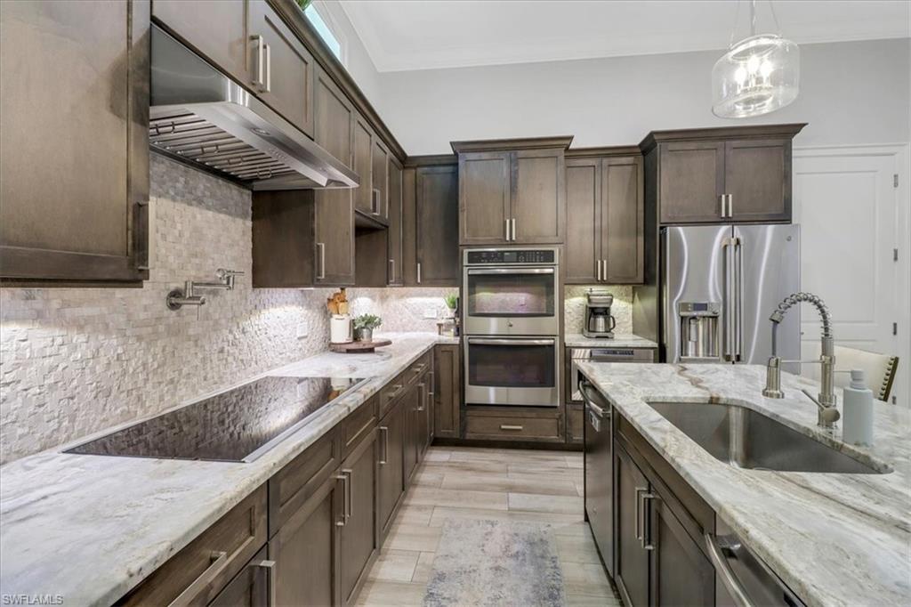 809 Saint Clair Shores RD