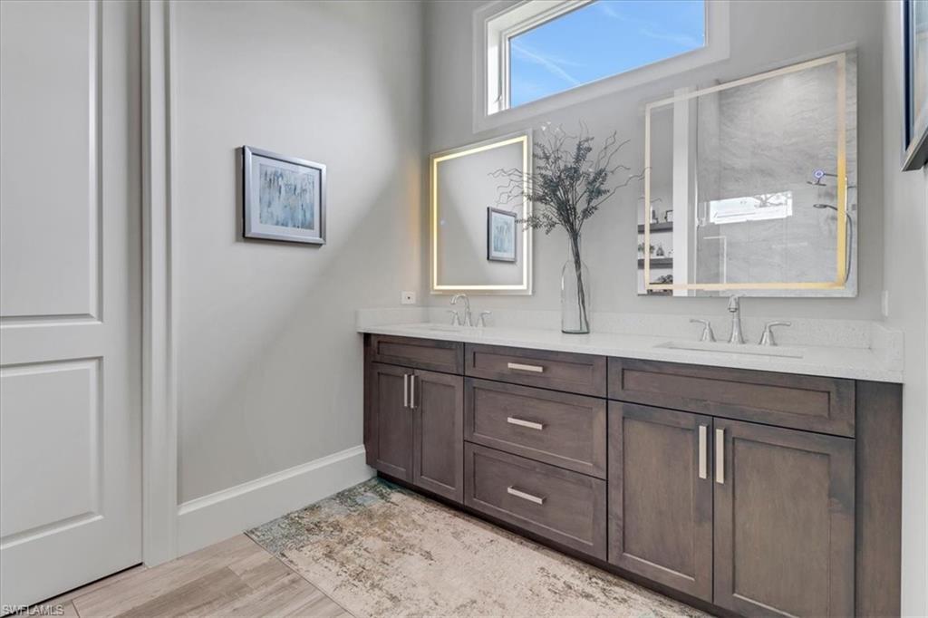 809 Saint Clair Shores RD