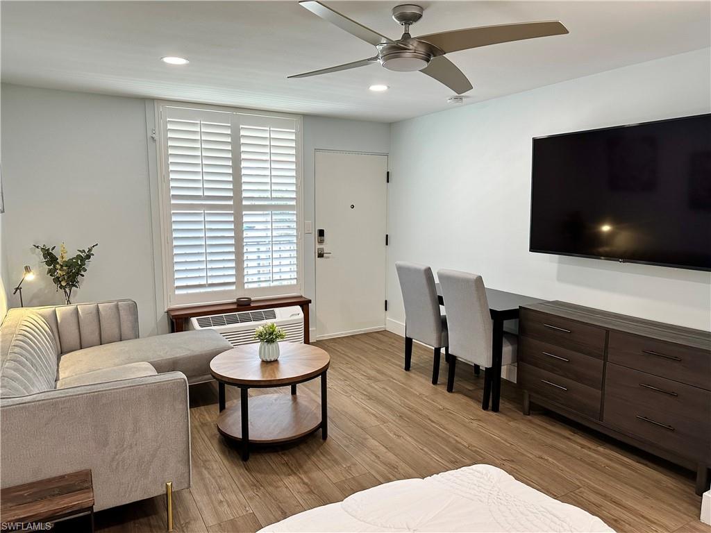 2555 Tamiami TRL N # 260