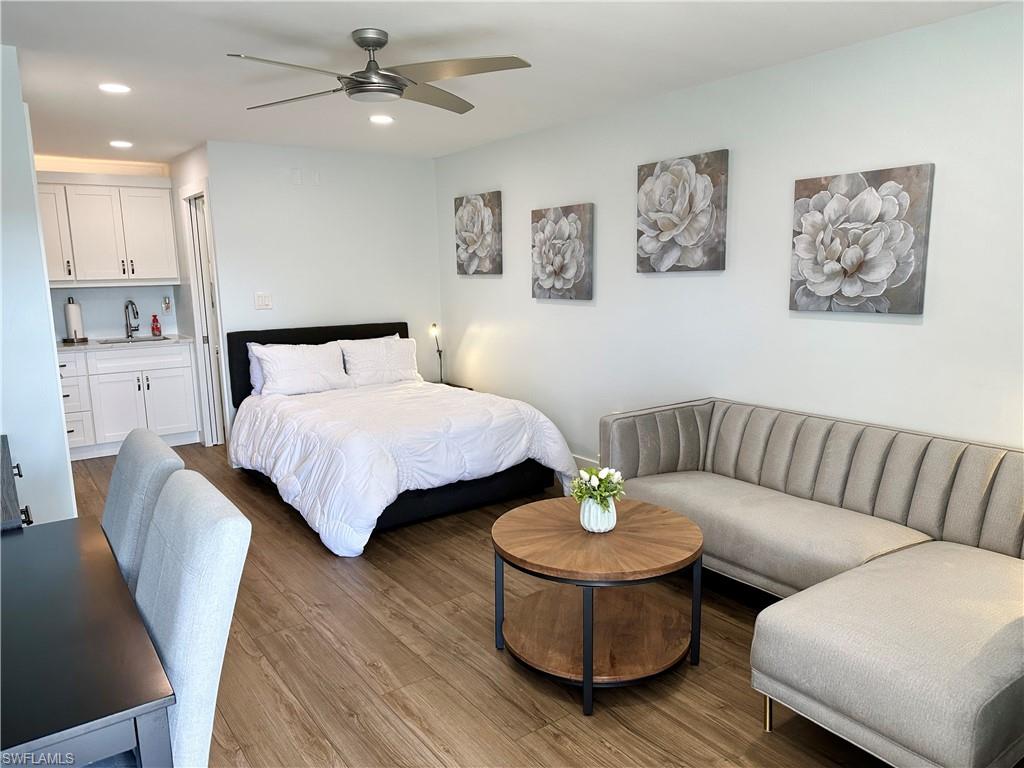 2555 Tamiami TRL N # 260