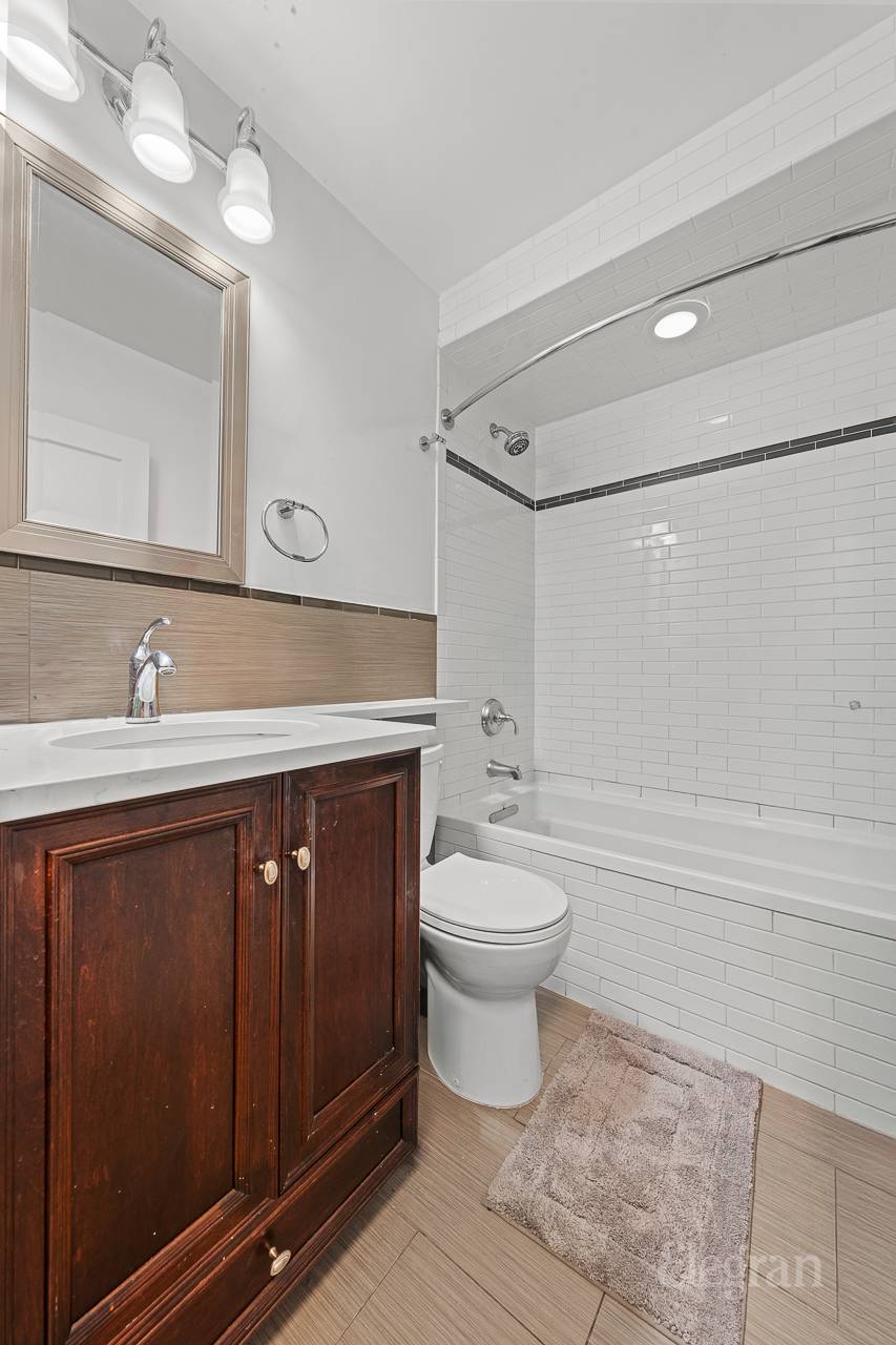 111 East 30th Street Unit: 4C