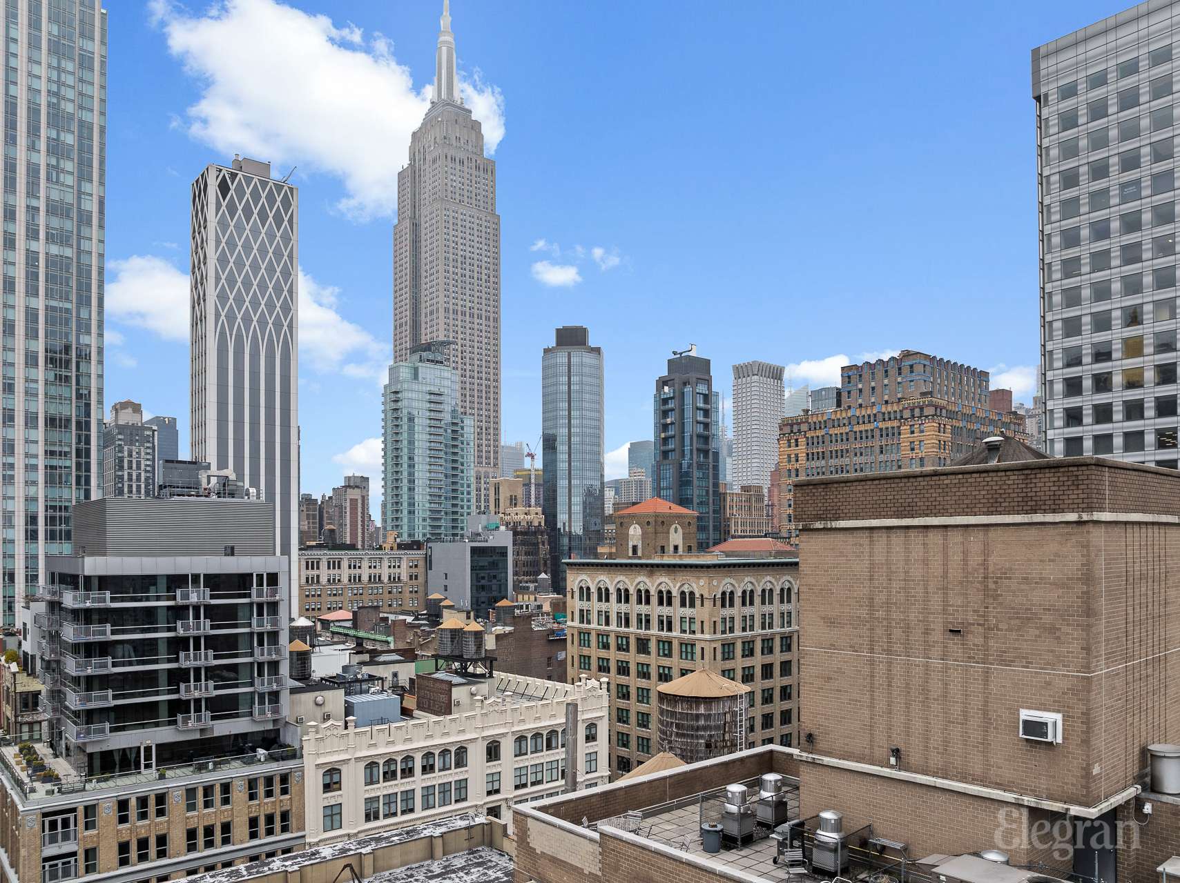 111 East 30th Street Unit: 4C