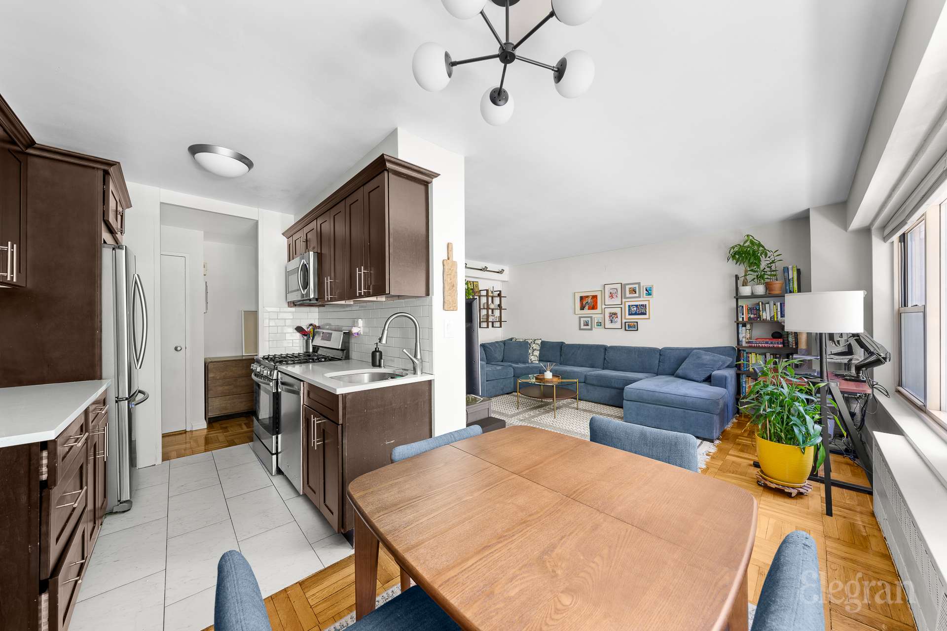 130 Saint Edwards St Unit: 2C