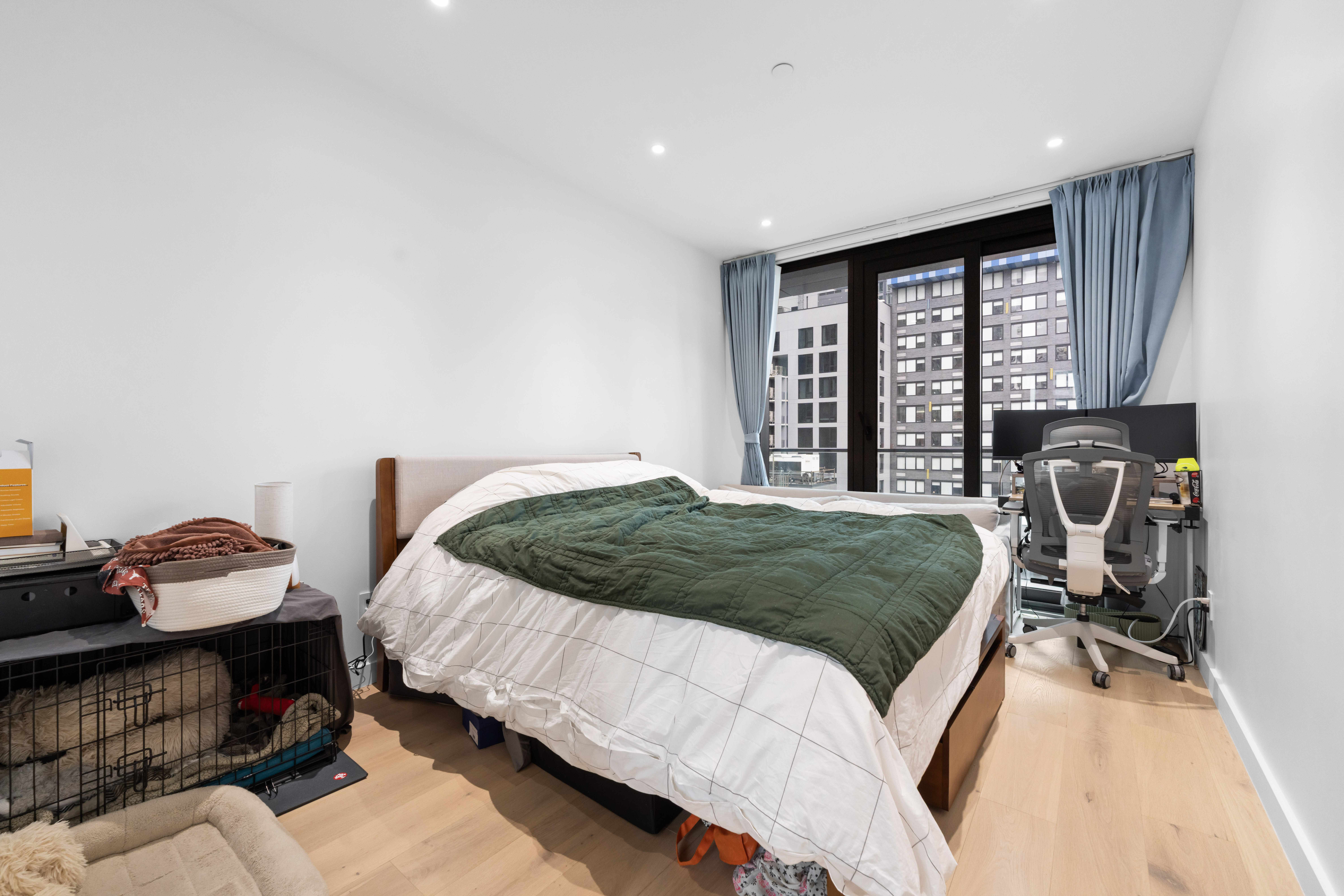 42 -62 Hunter St Unit: 11A
