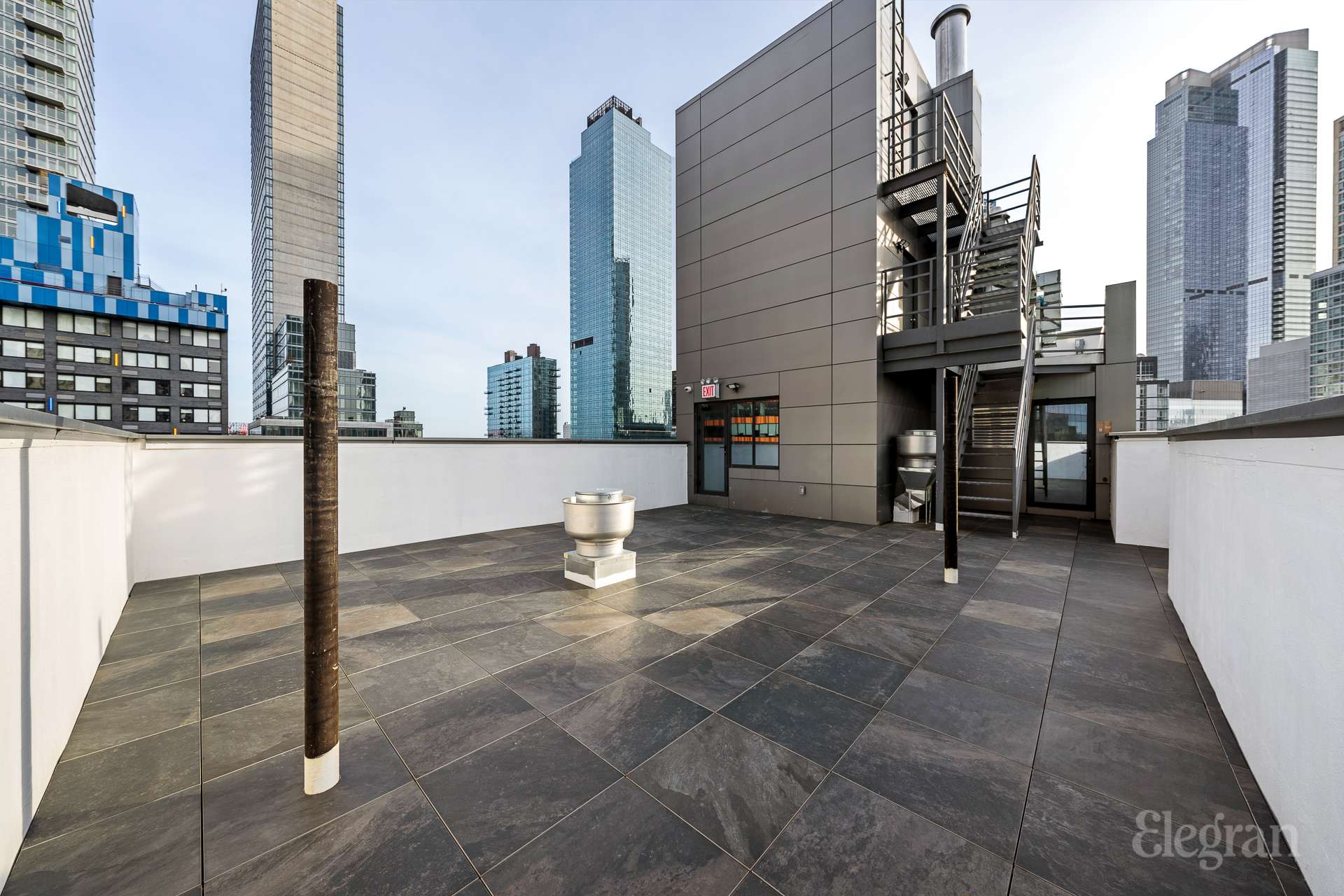 42 -62 Hunter St Unit: 11A