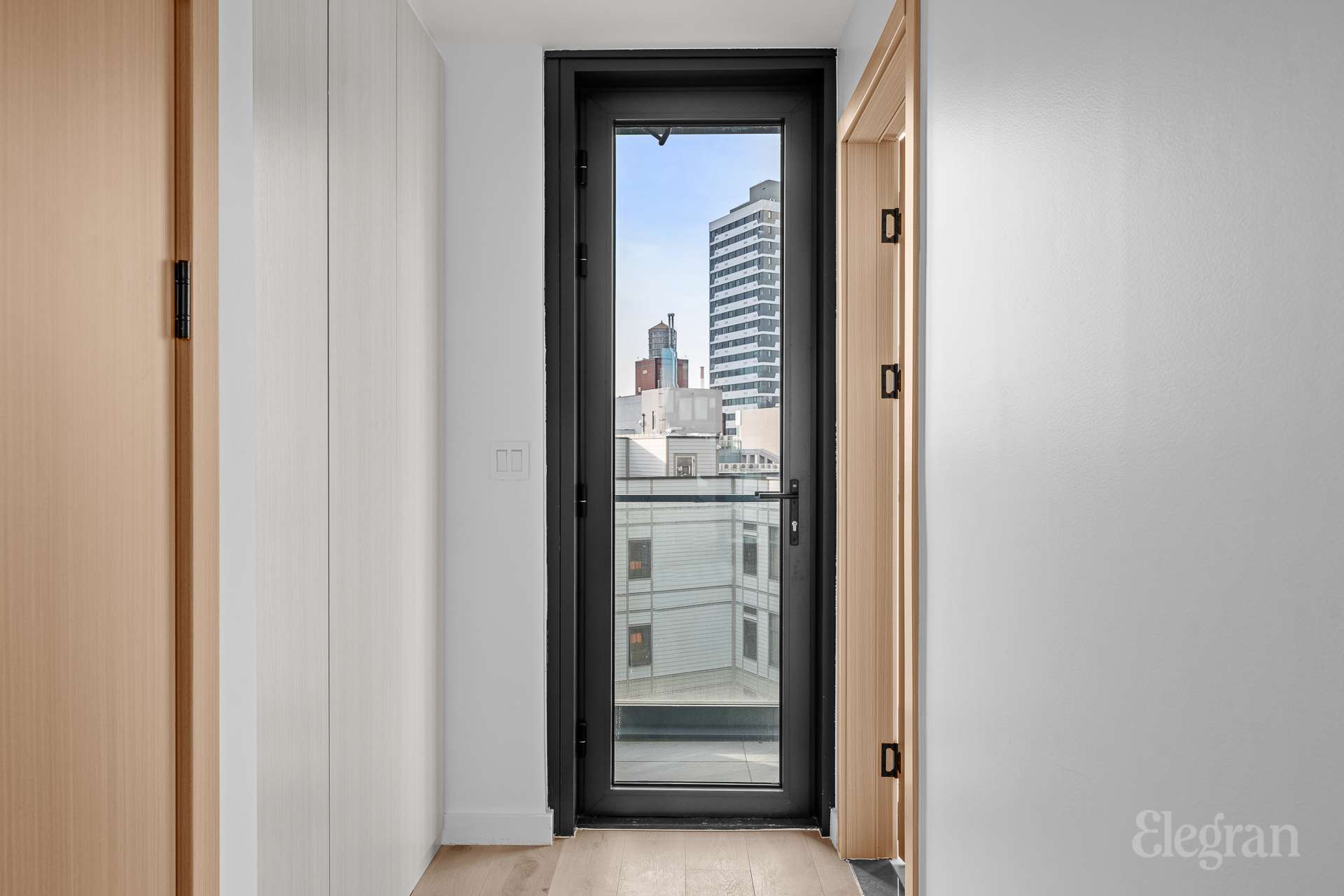 42 -62 Hunter St Unit: 11A