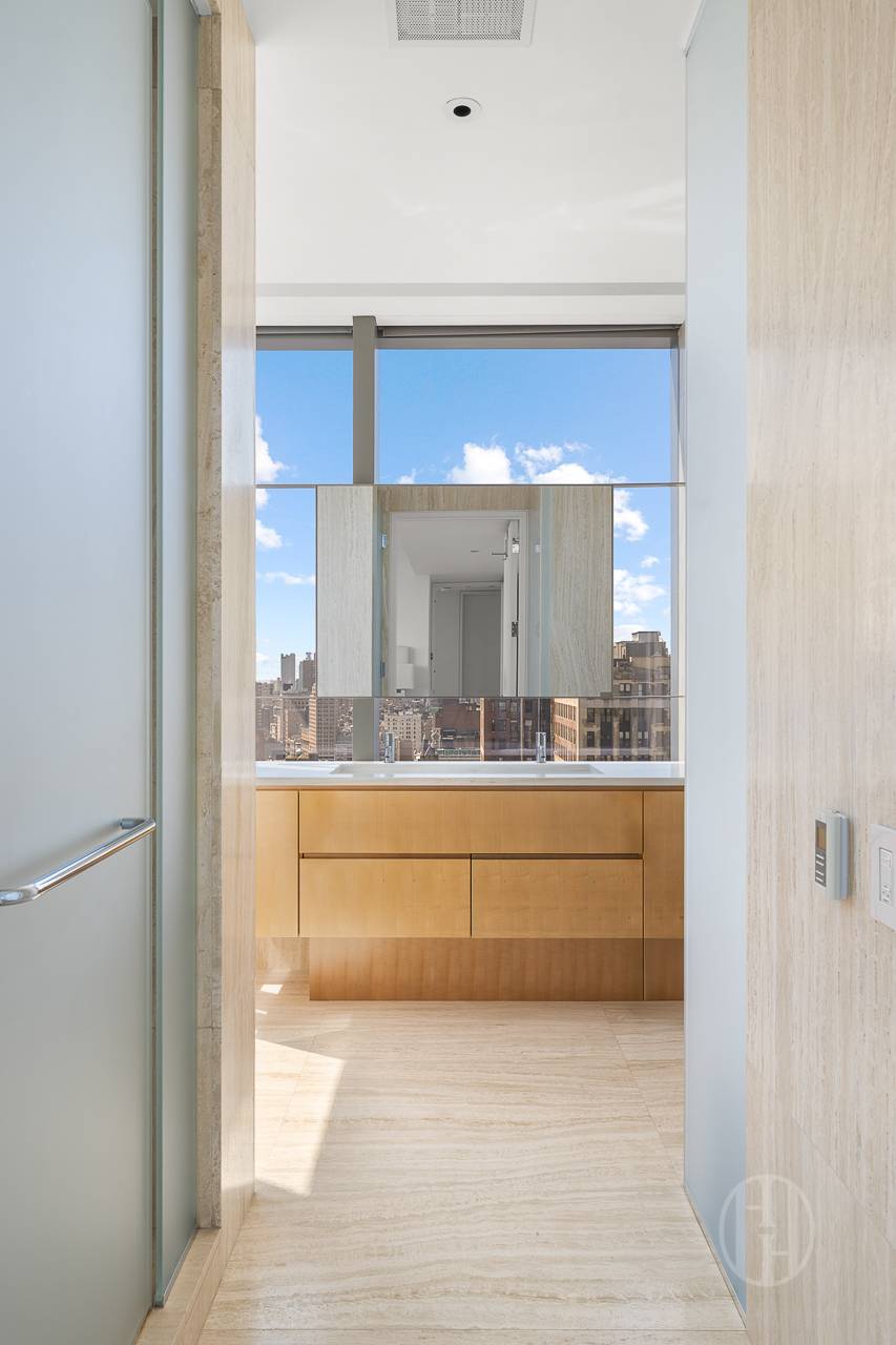 23 East 22nd Street Unit: 28B