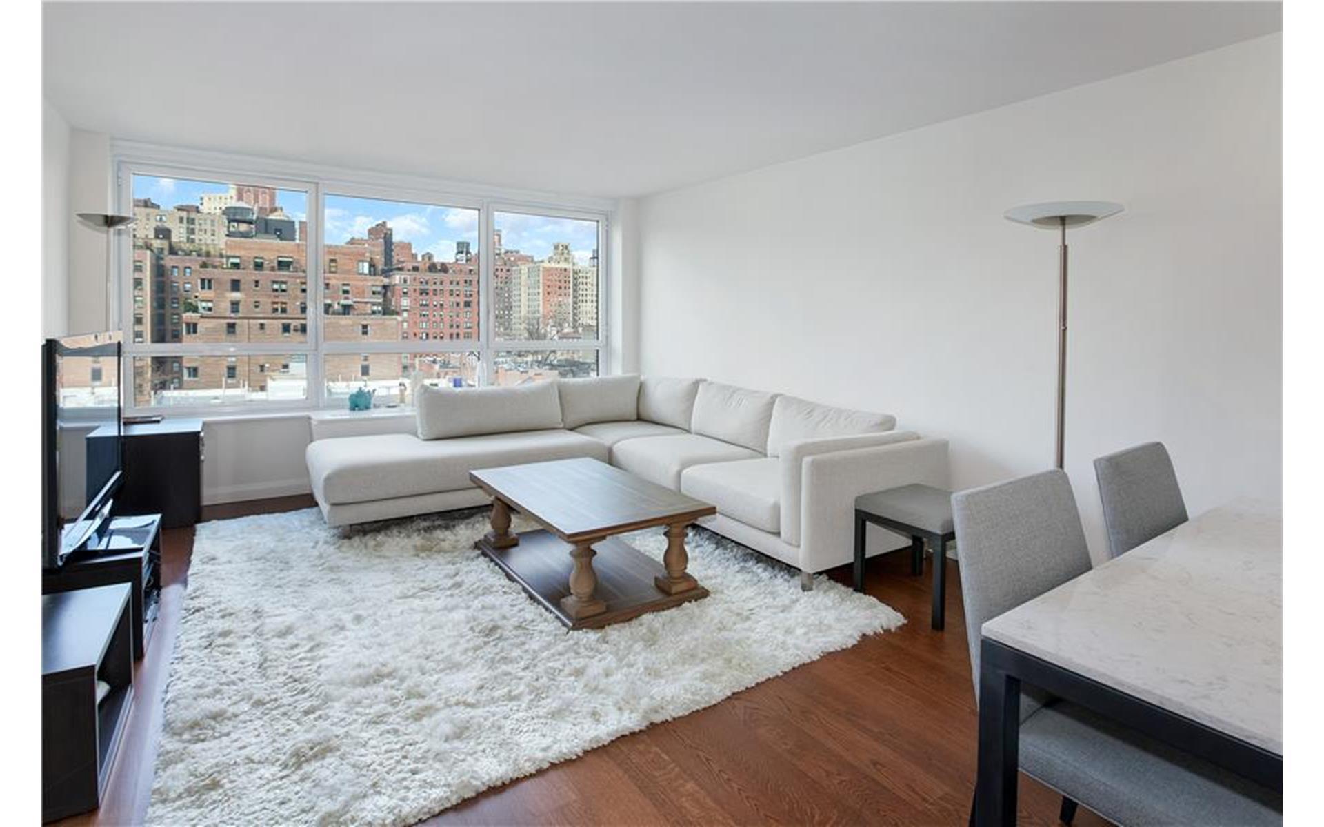 200 E 94th Street 1112