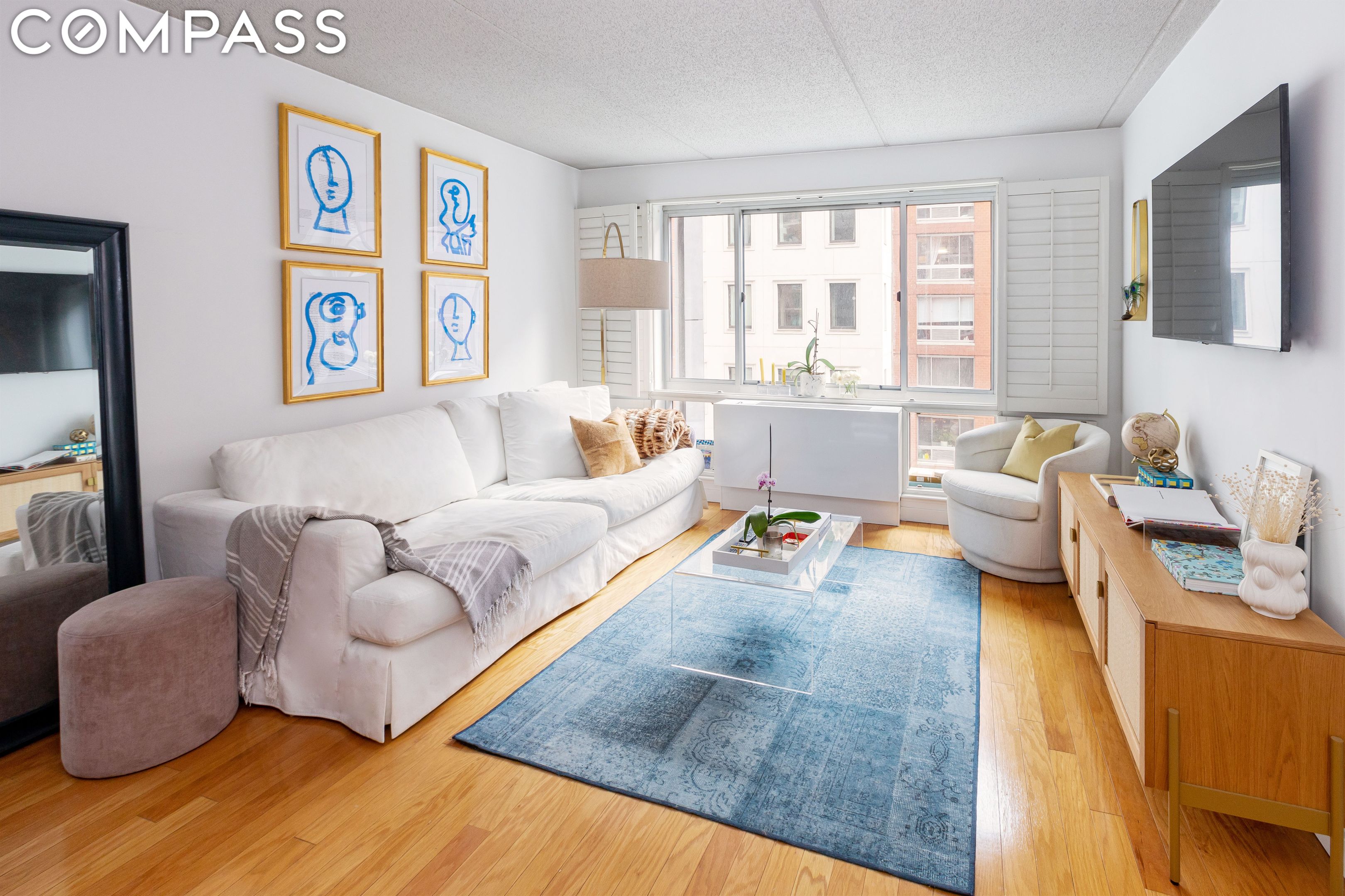 555 W 23rd Street S7M