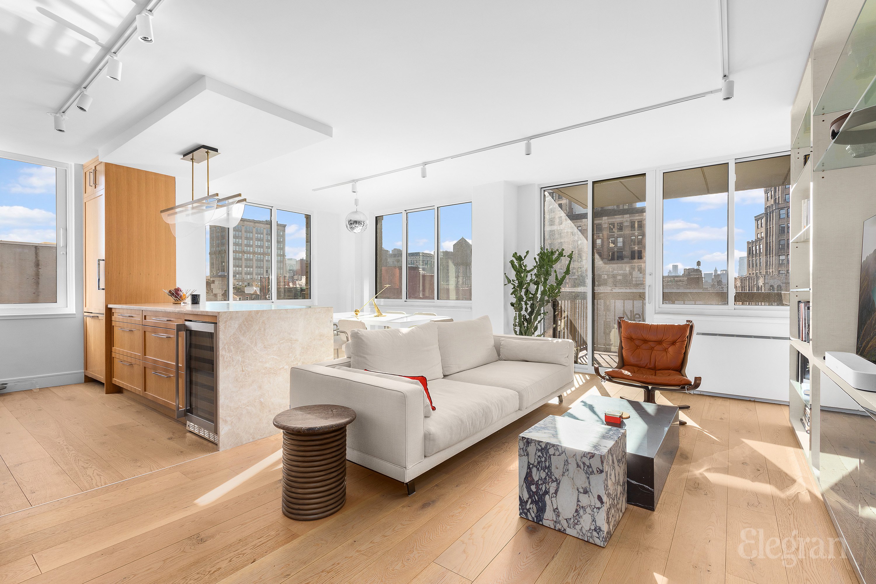 5 E 22nd Street 18-C