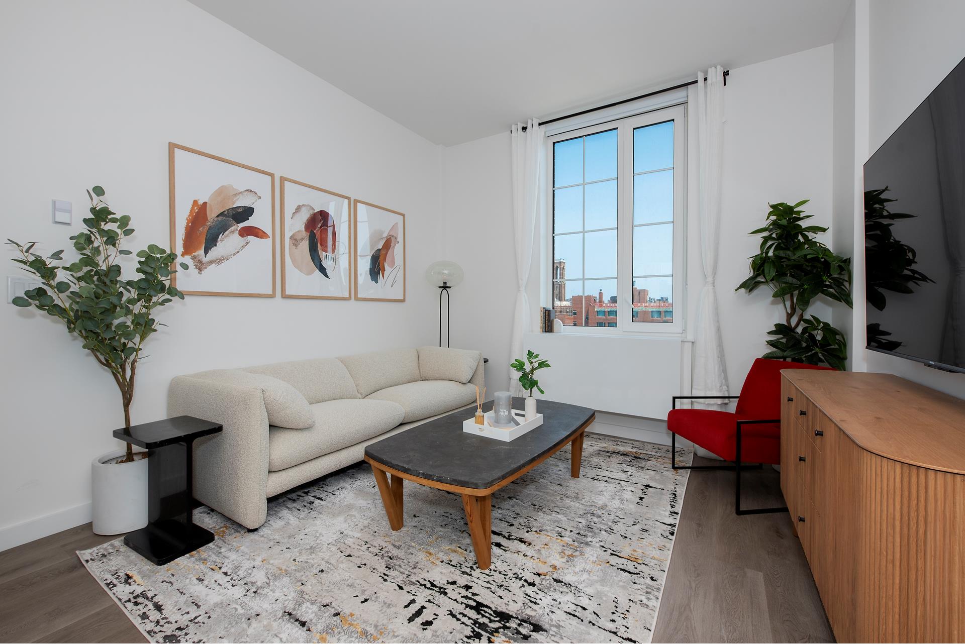 1856 PARK Avenue 11F