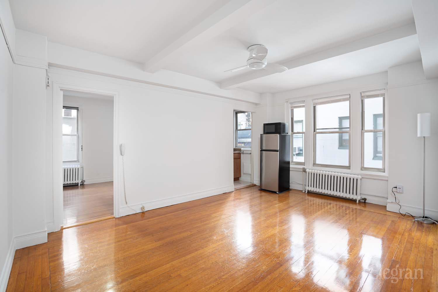 325 W 45th Street 218