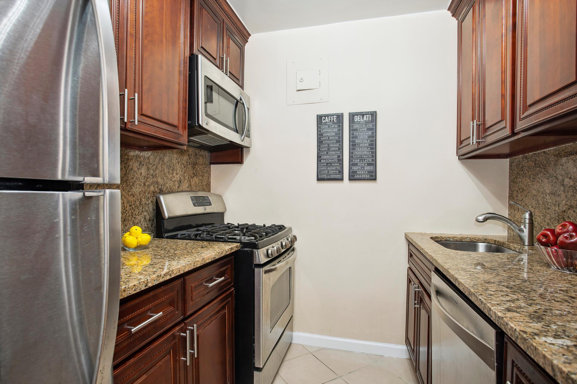 401 E 65TH Street 2J