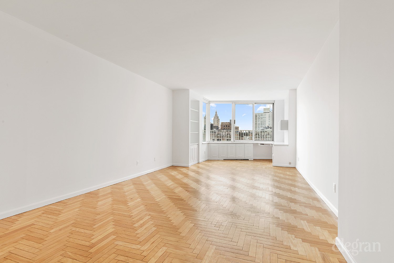 201 W 72nd Street 17-H
