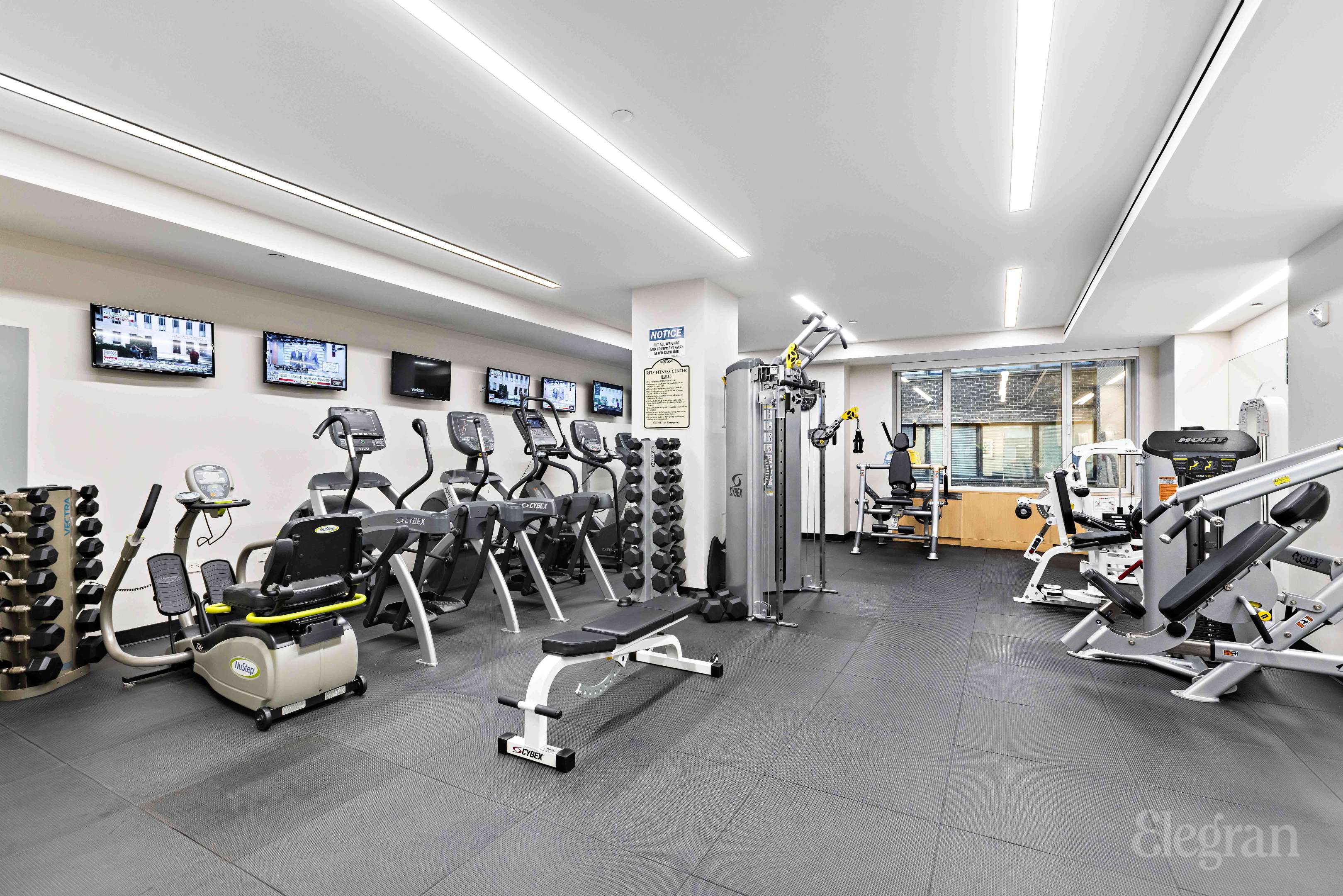 465 Park Avenue 18-E