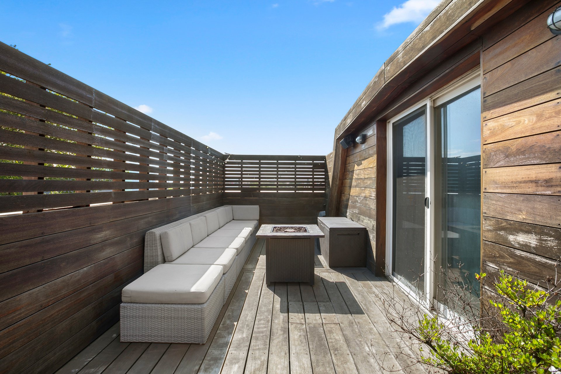 162 Huntington Street 4-R