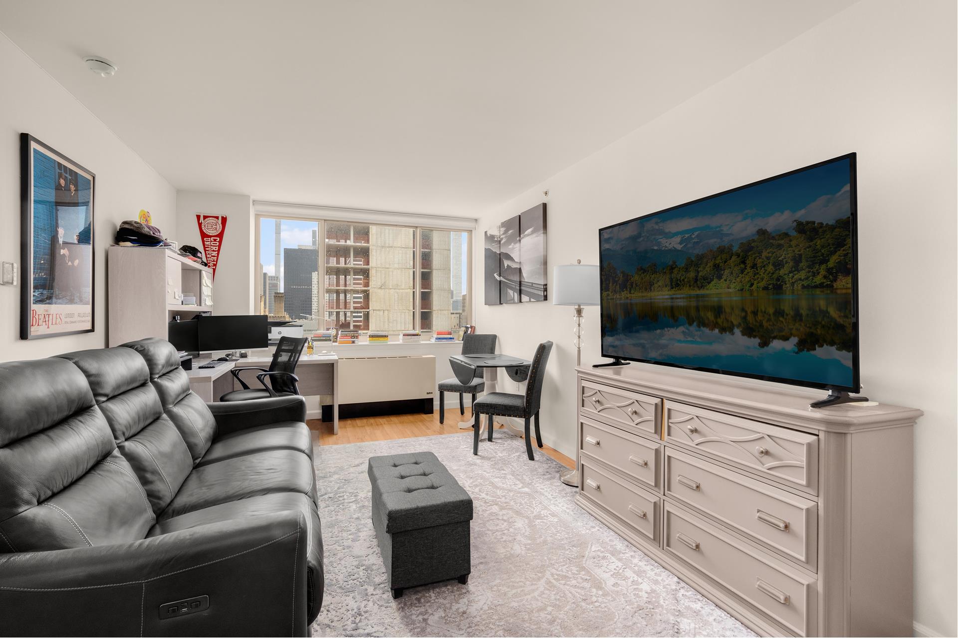 66 W 38TH Street 33H